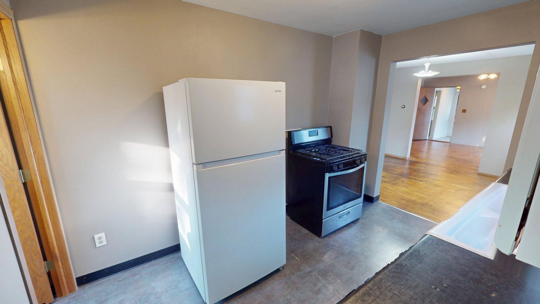 711 6th Avenue, Brookings, SD 57006