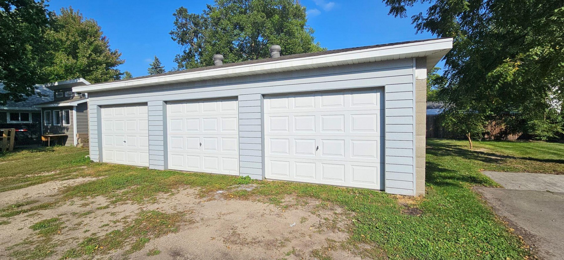 711 6th Avenue, Brookings, SD 57006