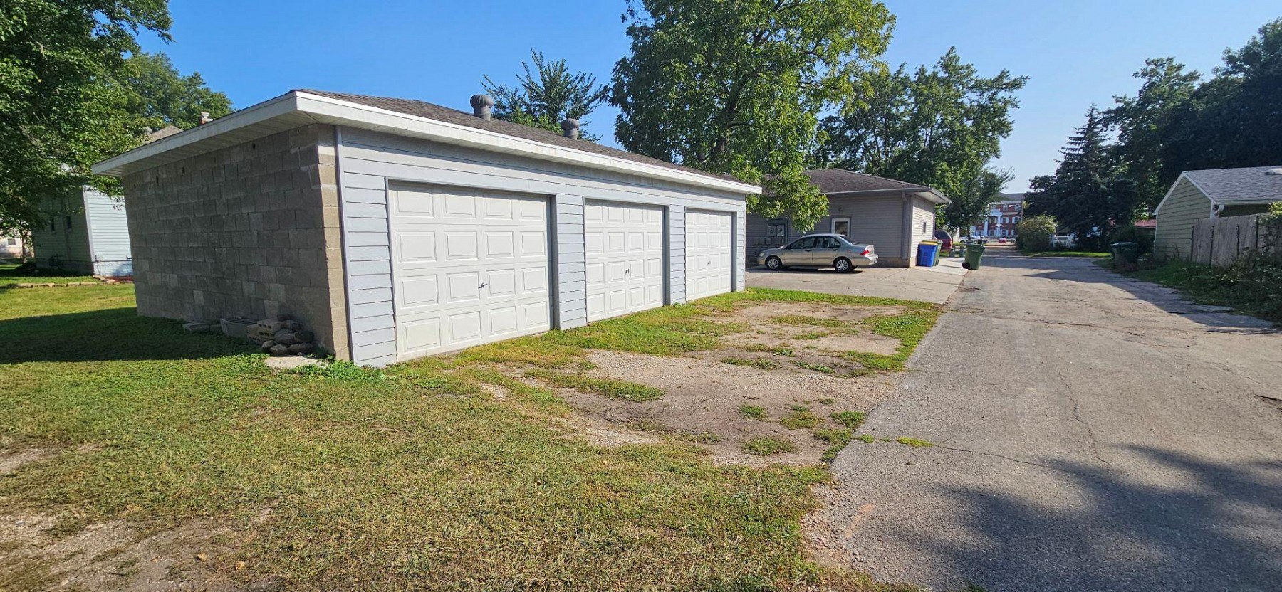 711 6th Avenue, Brookings, SD 57006