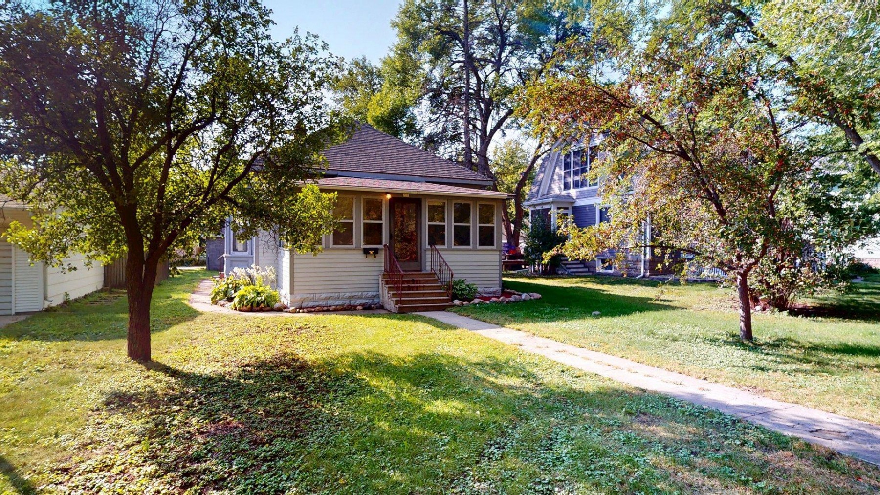 711 6th Avenue, Brookings, SD 57006