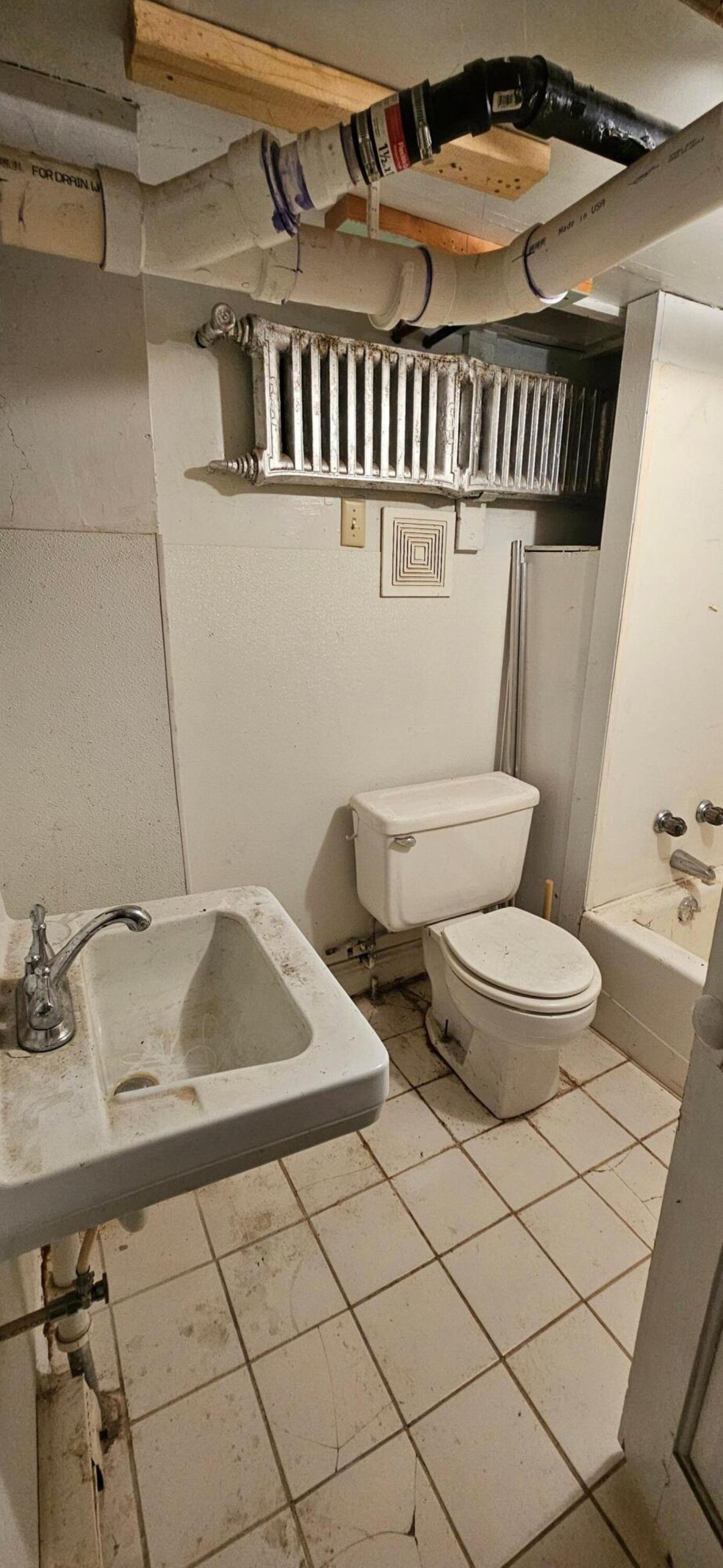 711 6th Avenue, Brookings, SD 57006