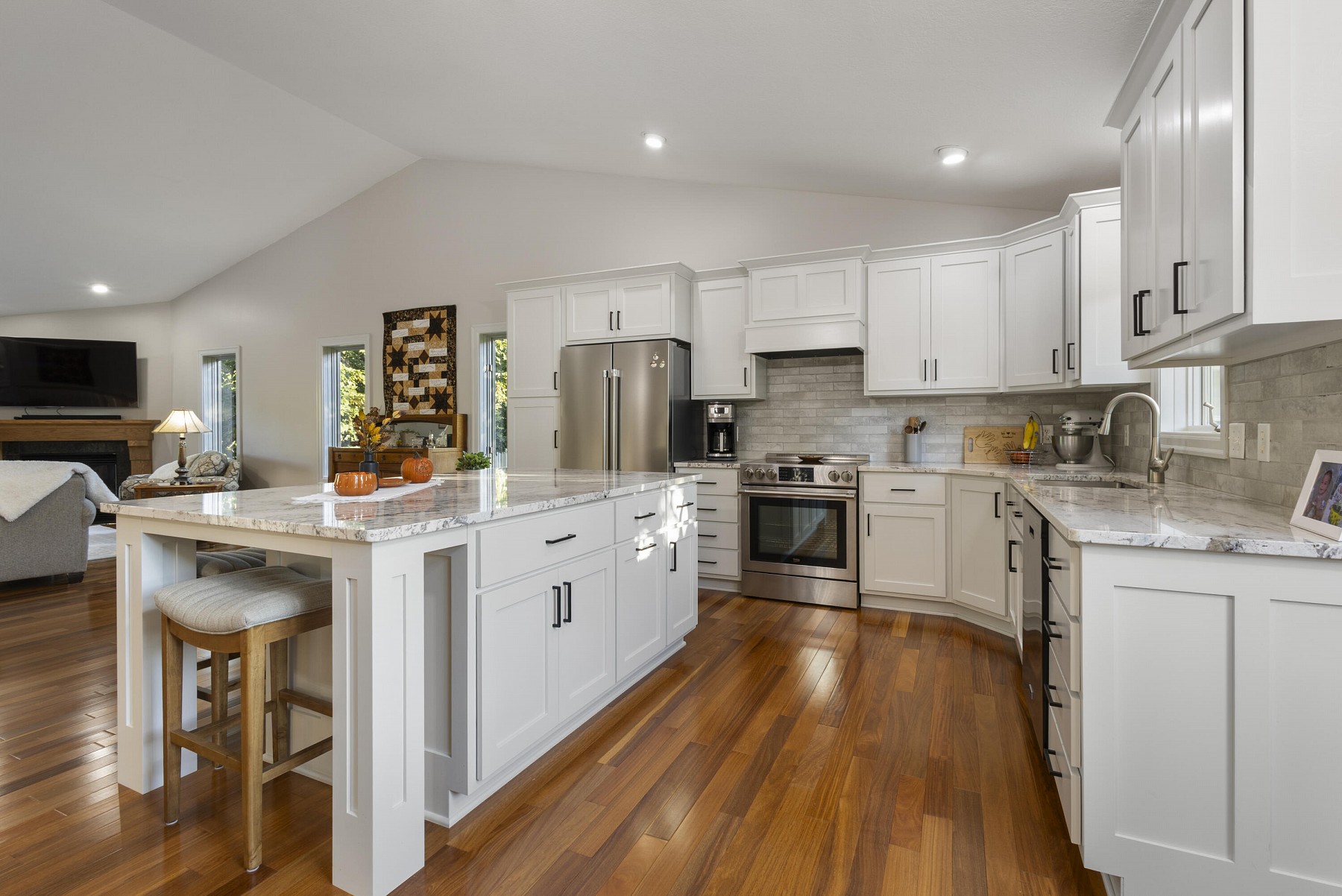 1519 Pine Ridge Road, Brookings, SD 57006