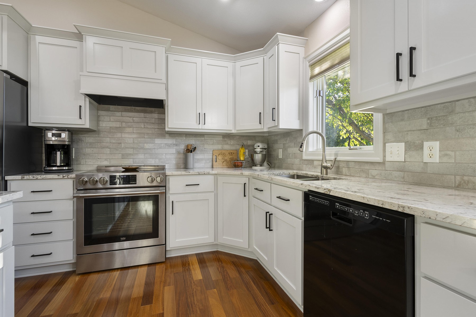 1519 Pine Ridge Road, Brookings, SD 57006