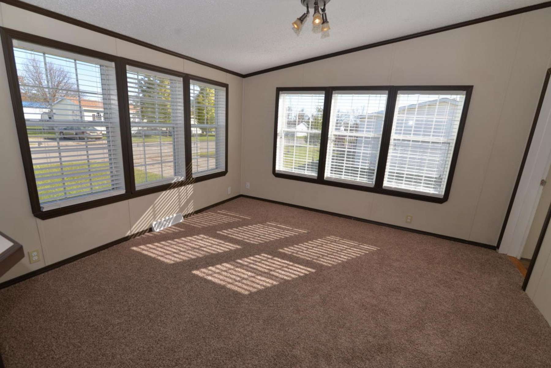 900 15th Street S, Brookings, SD 57006