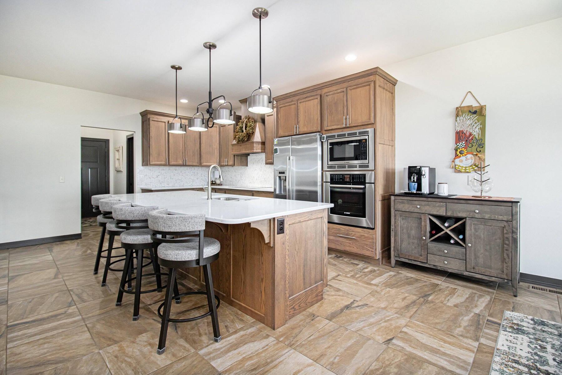 7135 Valley View Circle, Brookings, SD 57006