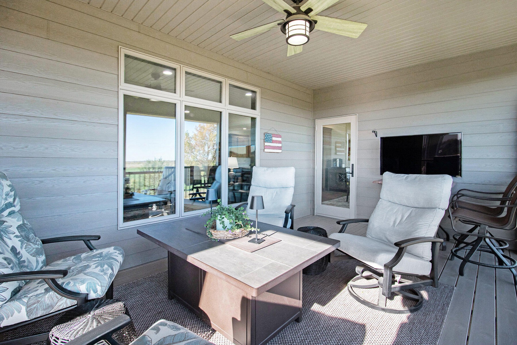 7135 Valley View Circle, Brookings, SD 57006