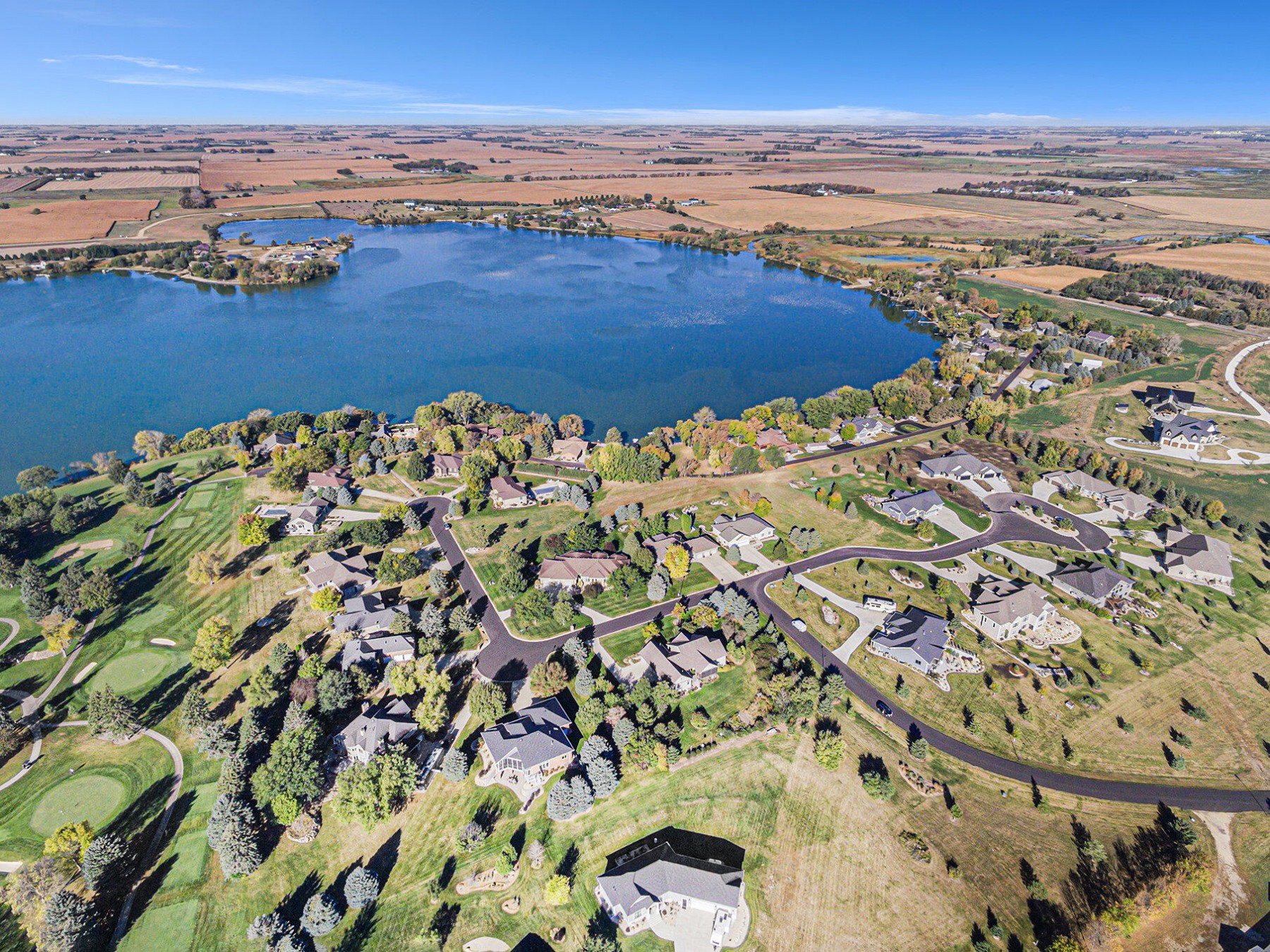 7135 Valley View Circle, Brookings, SD 57006