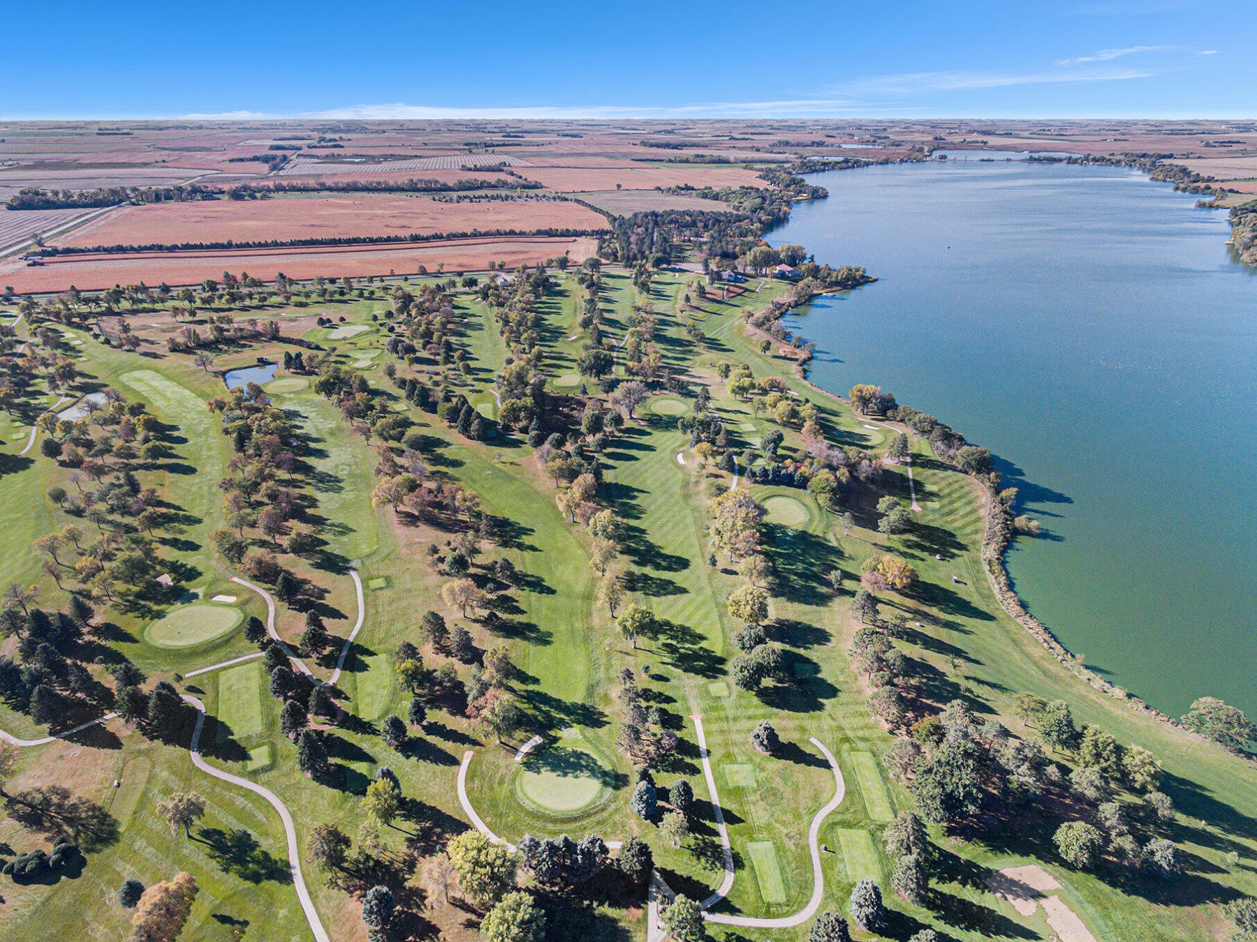 7135 Valley View Circle, Brookings, SD 57006