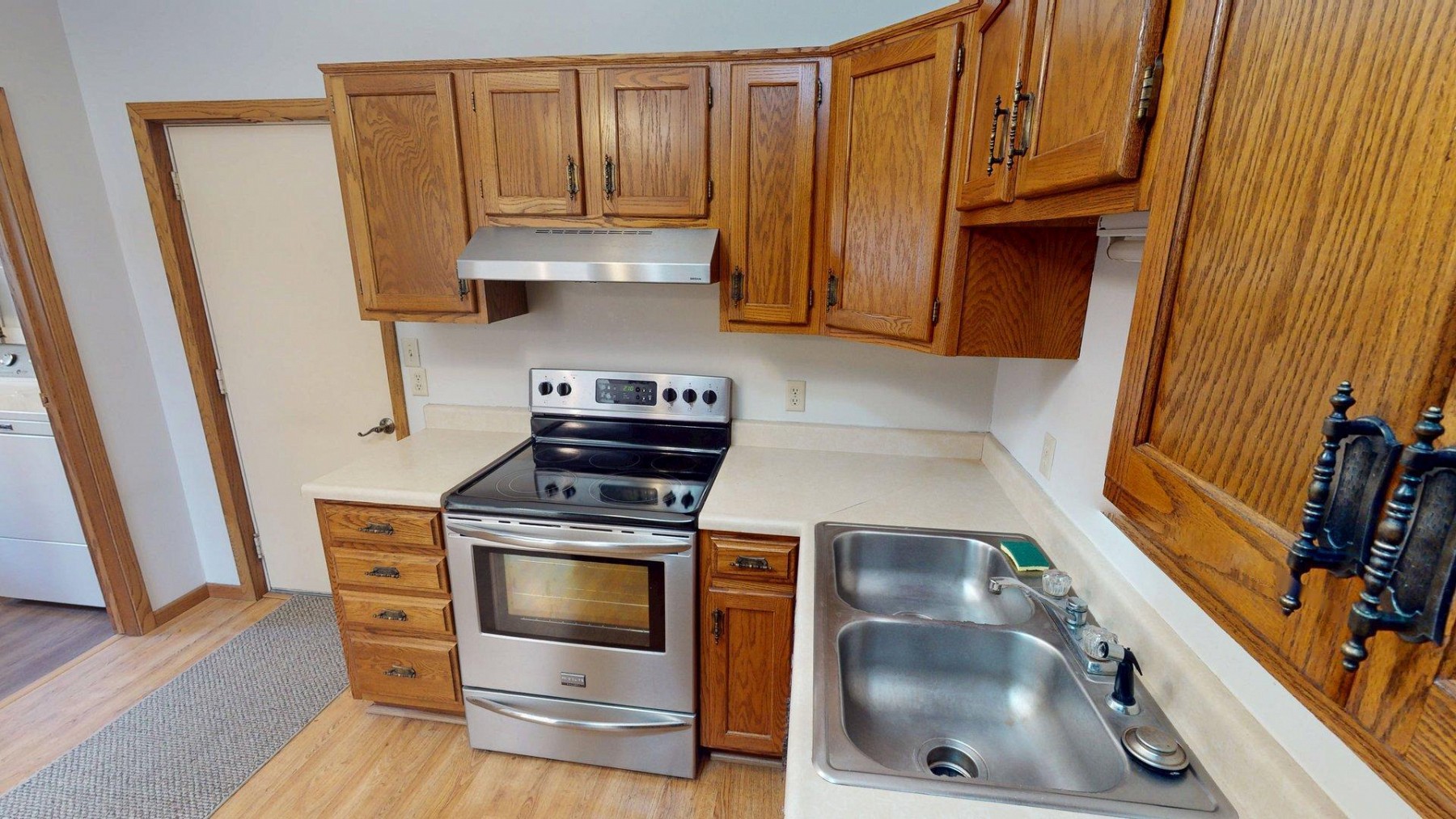 707 Elm Avenue, Brookings, SD 57006