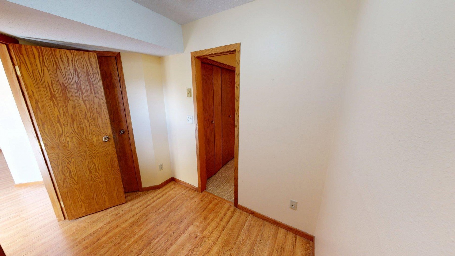 707 Elm Avenue, Brookings, SD 57006