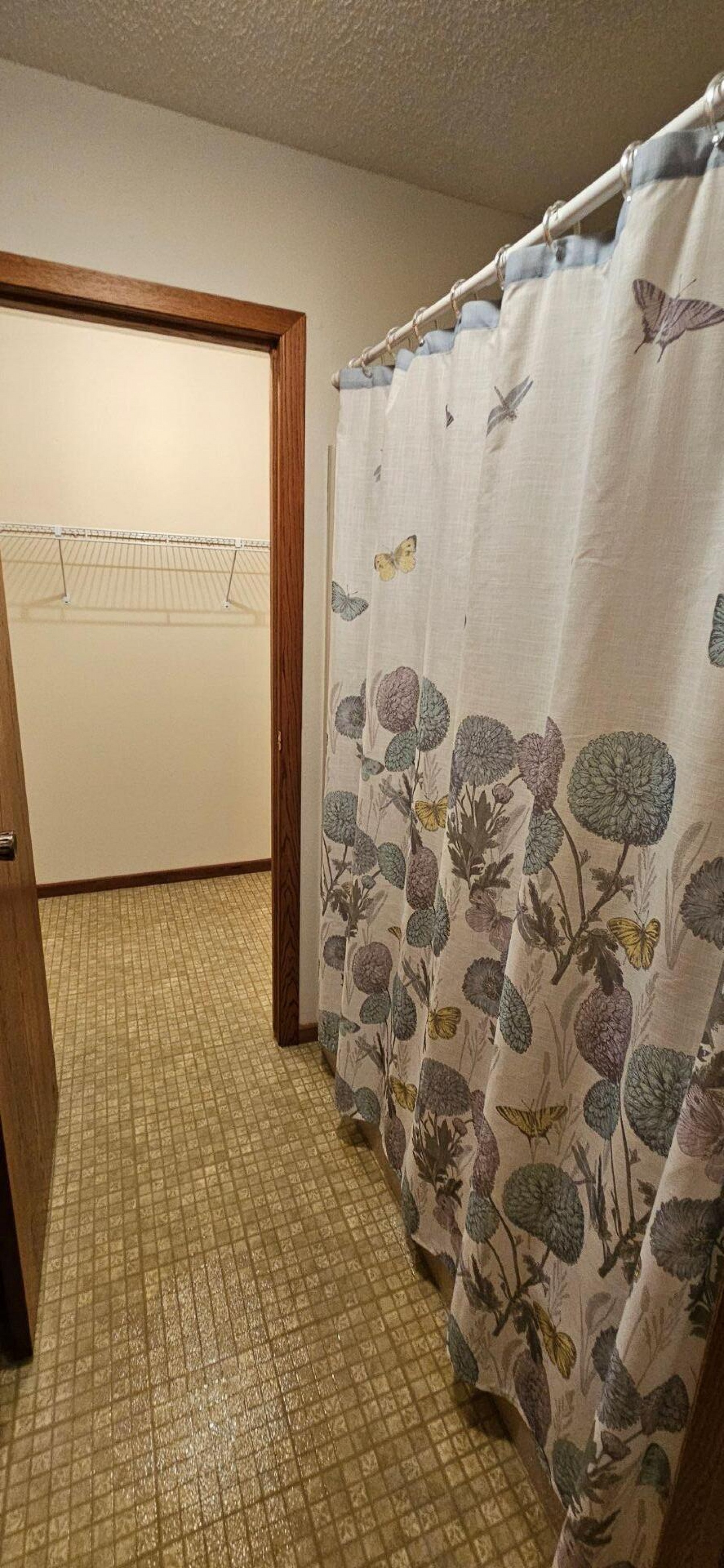 707 Elm Avenue, Brookings, SD 57006