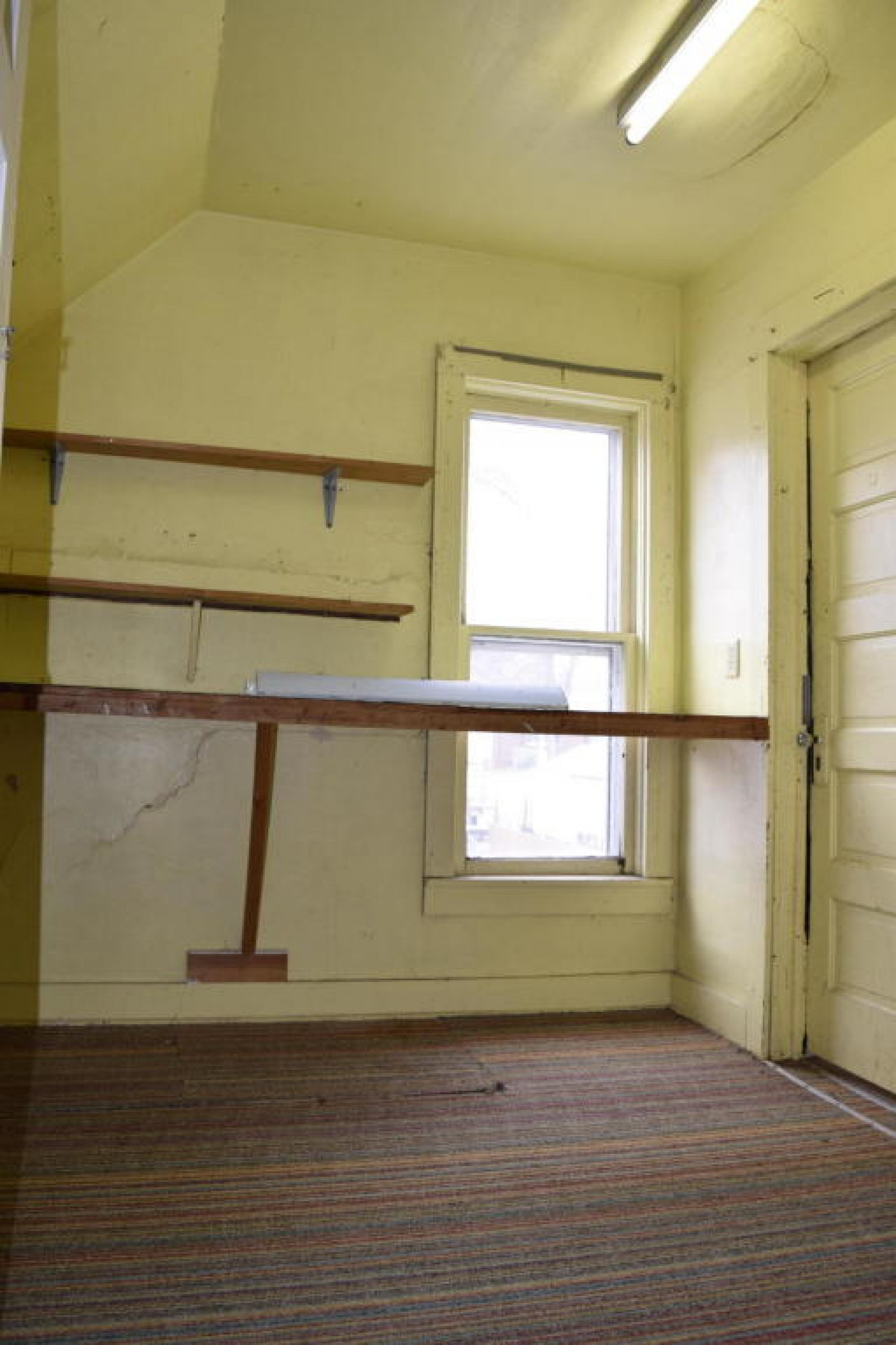 905 3rd Street, Brookings, SD 57006