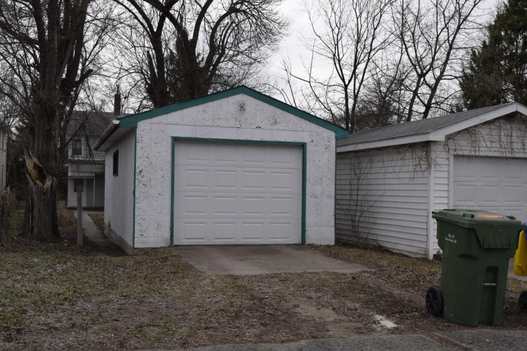 905 3rd Street, Brookings, SD 57006