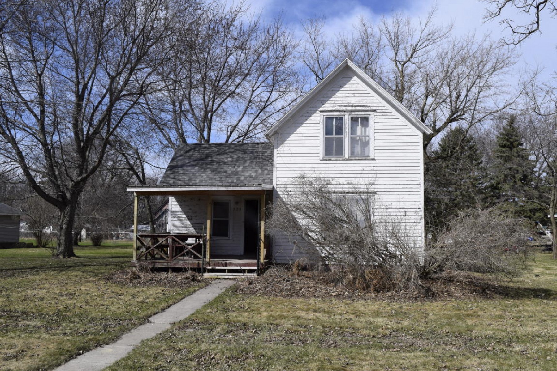 735 Missouri Street, Toronto, SD 57268