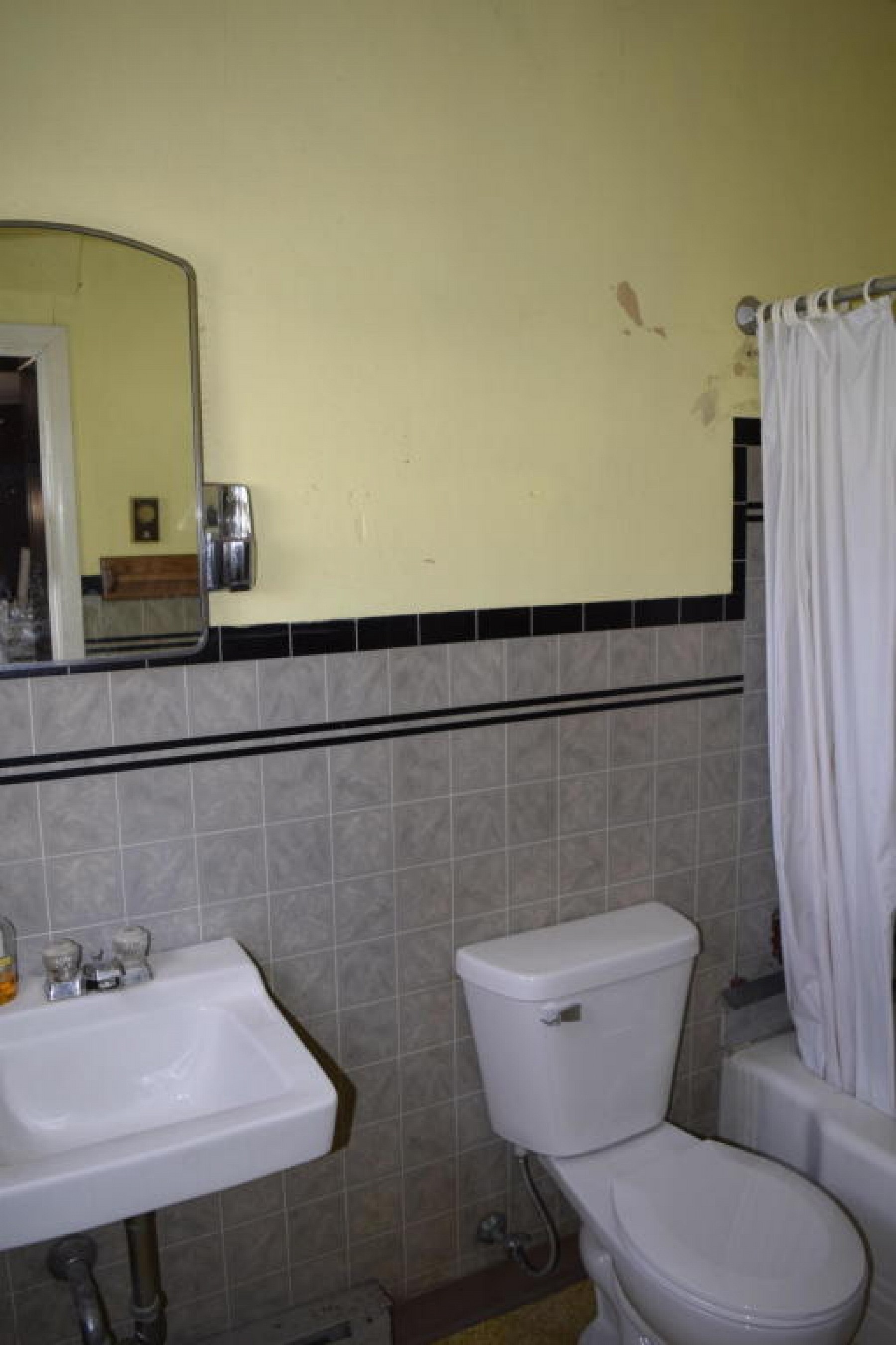 735 Missouri Street, Toronto, SD 57268