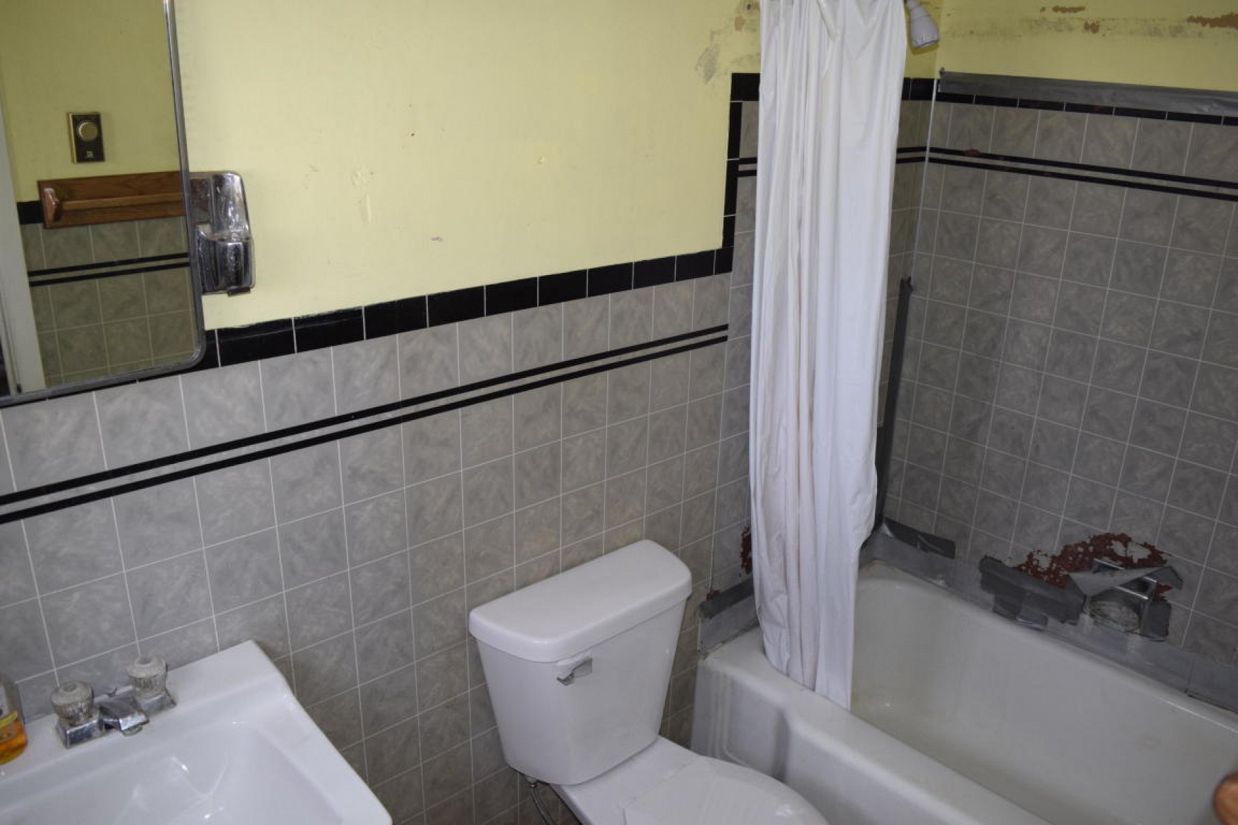 735 Missouri Street, Toronto, SD 57268