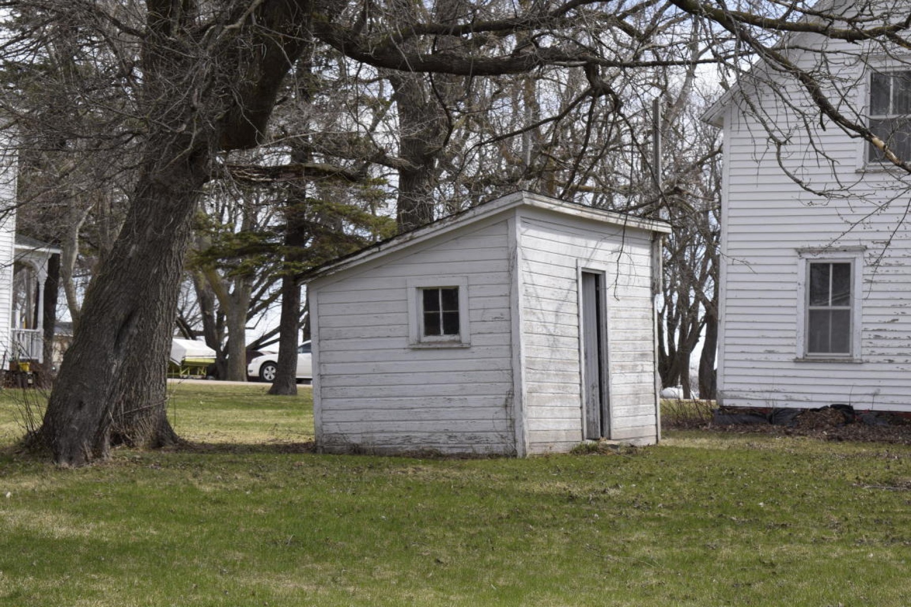 735 Missouri Street, Toronto, SD 57268