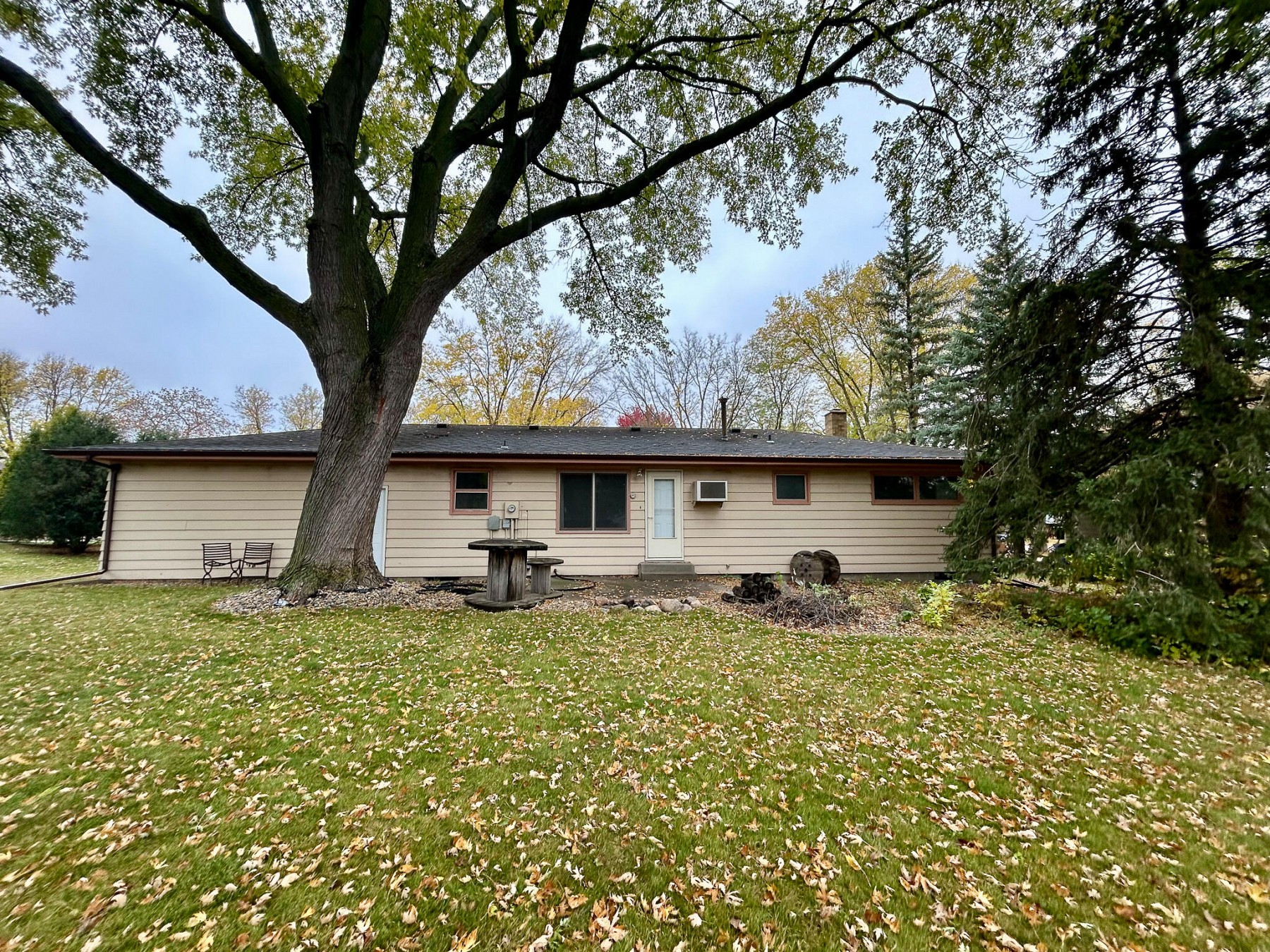 410 20th Avenue, Brookings, SD 57006