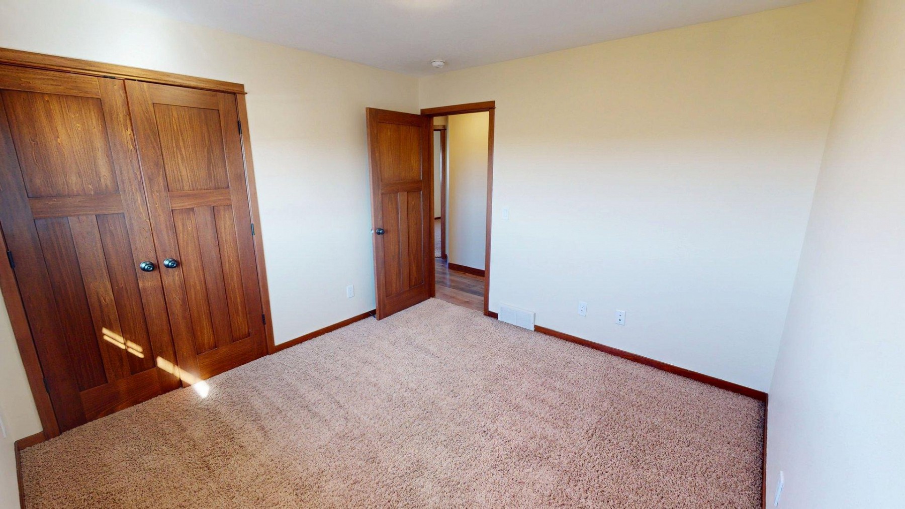 2236 16th Avenue S, Brookings, SD 57006