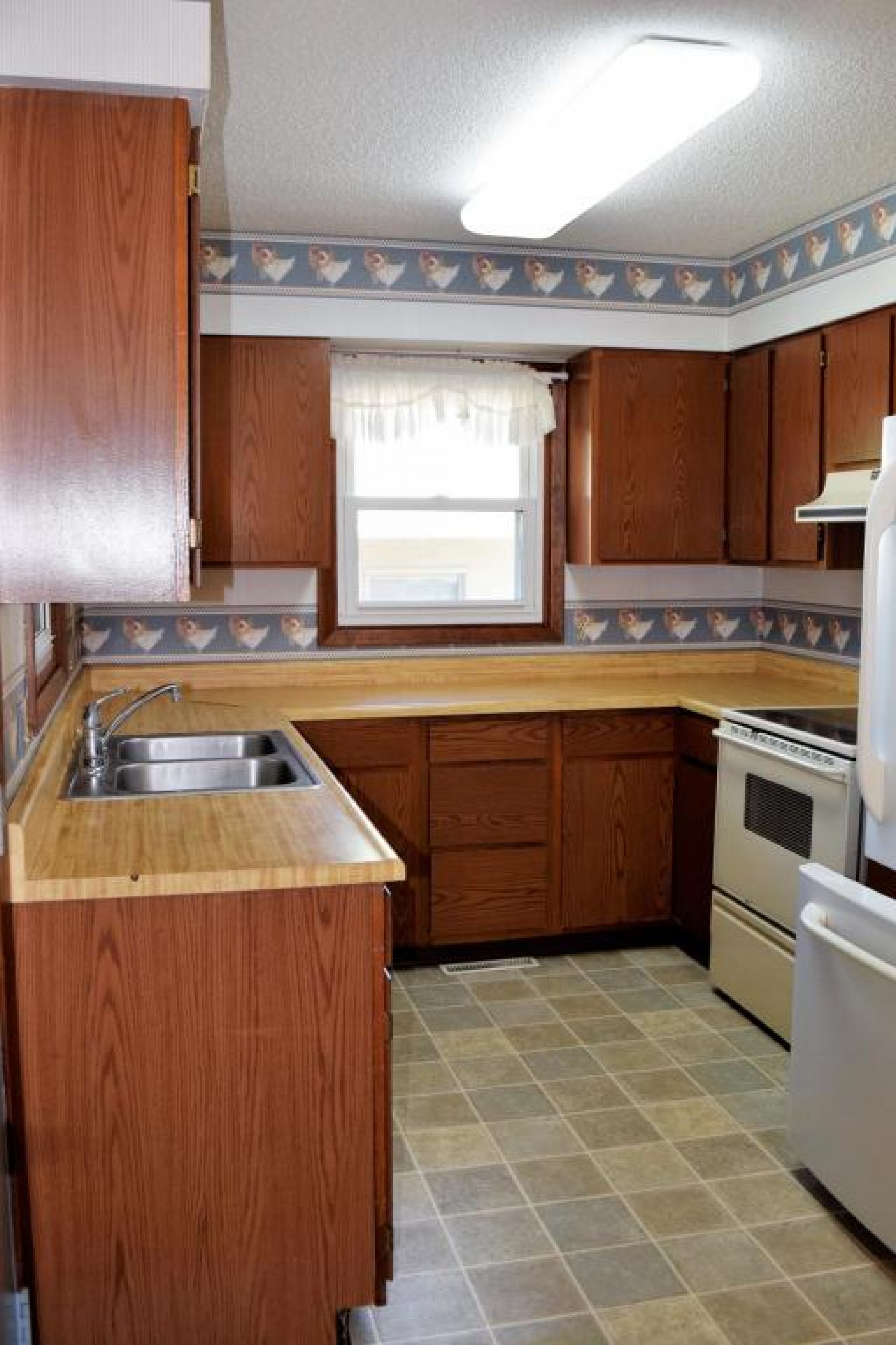 409 20th Avenue, Brookings, SD 57006