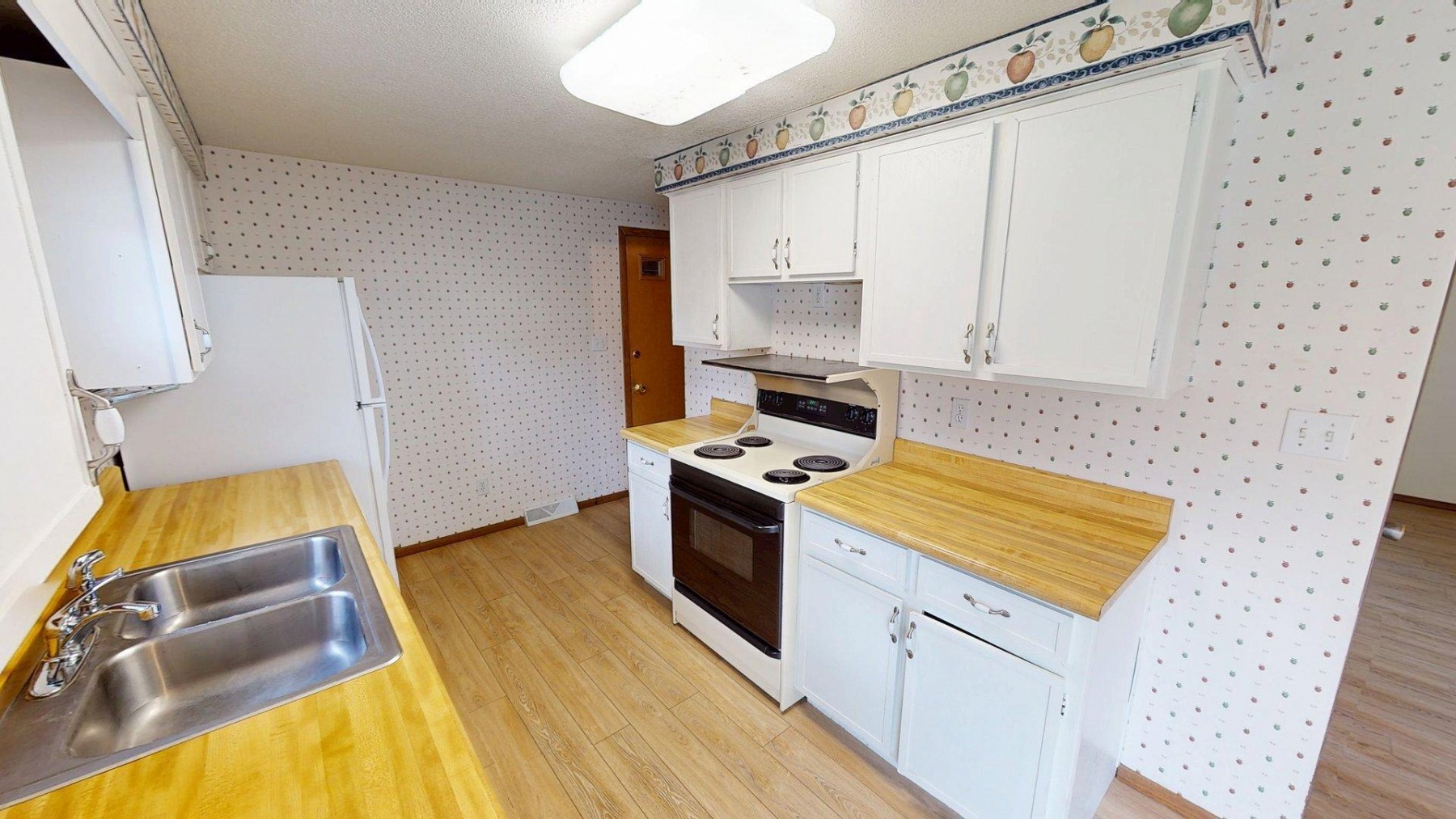 1106 12th Street S, Brookings, SD 57006