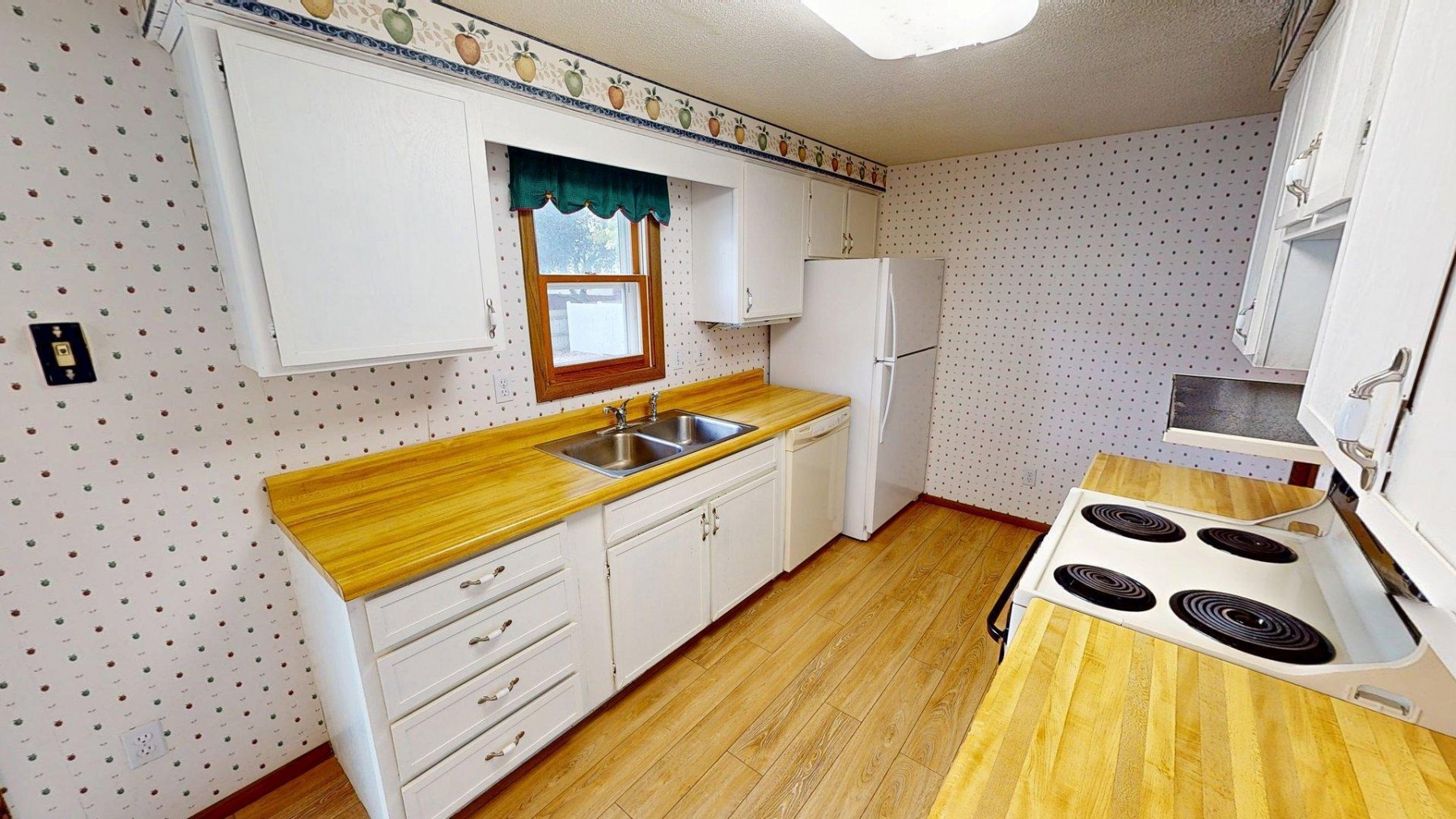 1106 12th Street S, Brookings, SD 57006