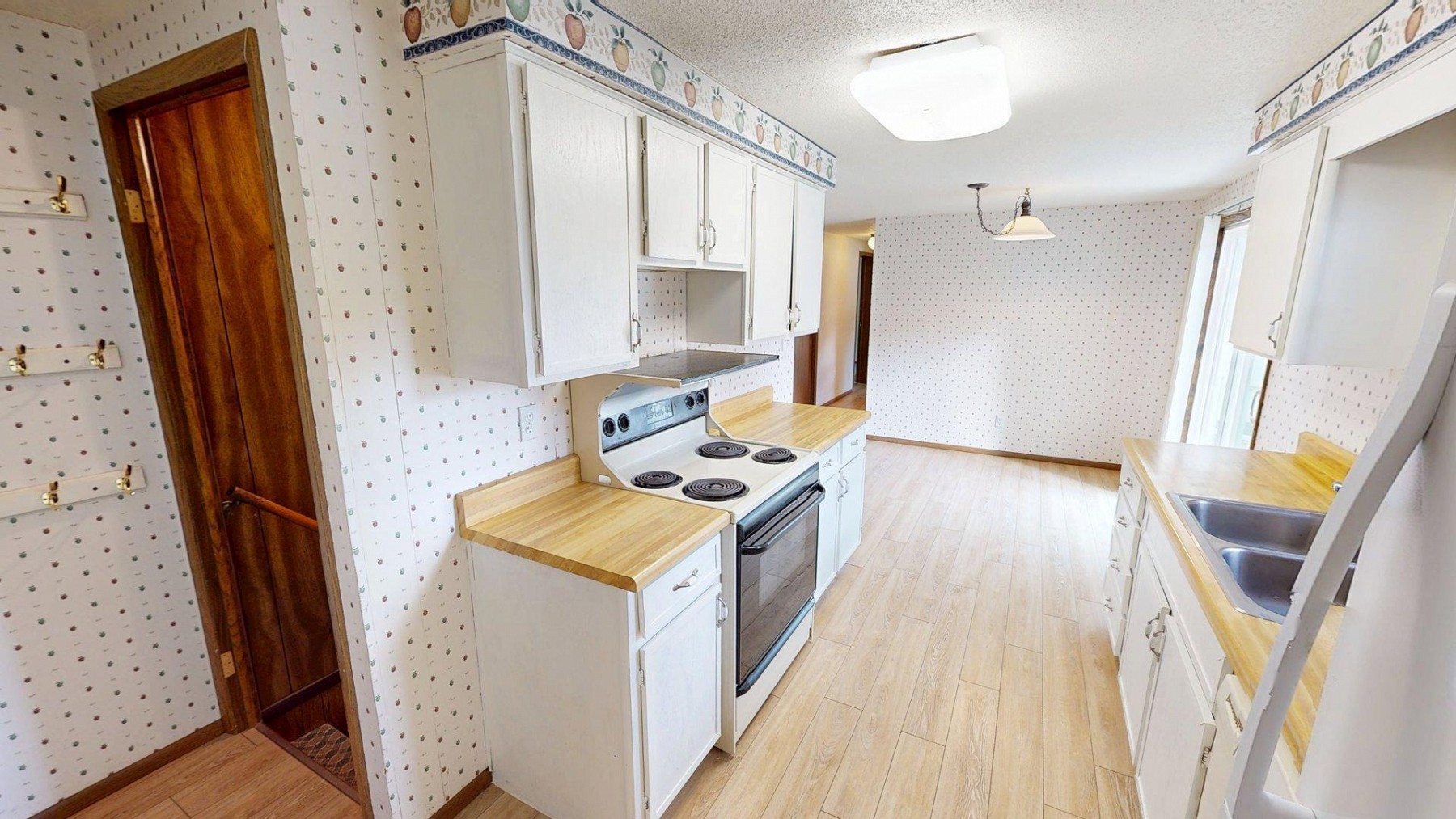 1106 12th Street S, Brookings, SD 57006