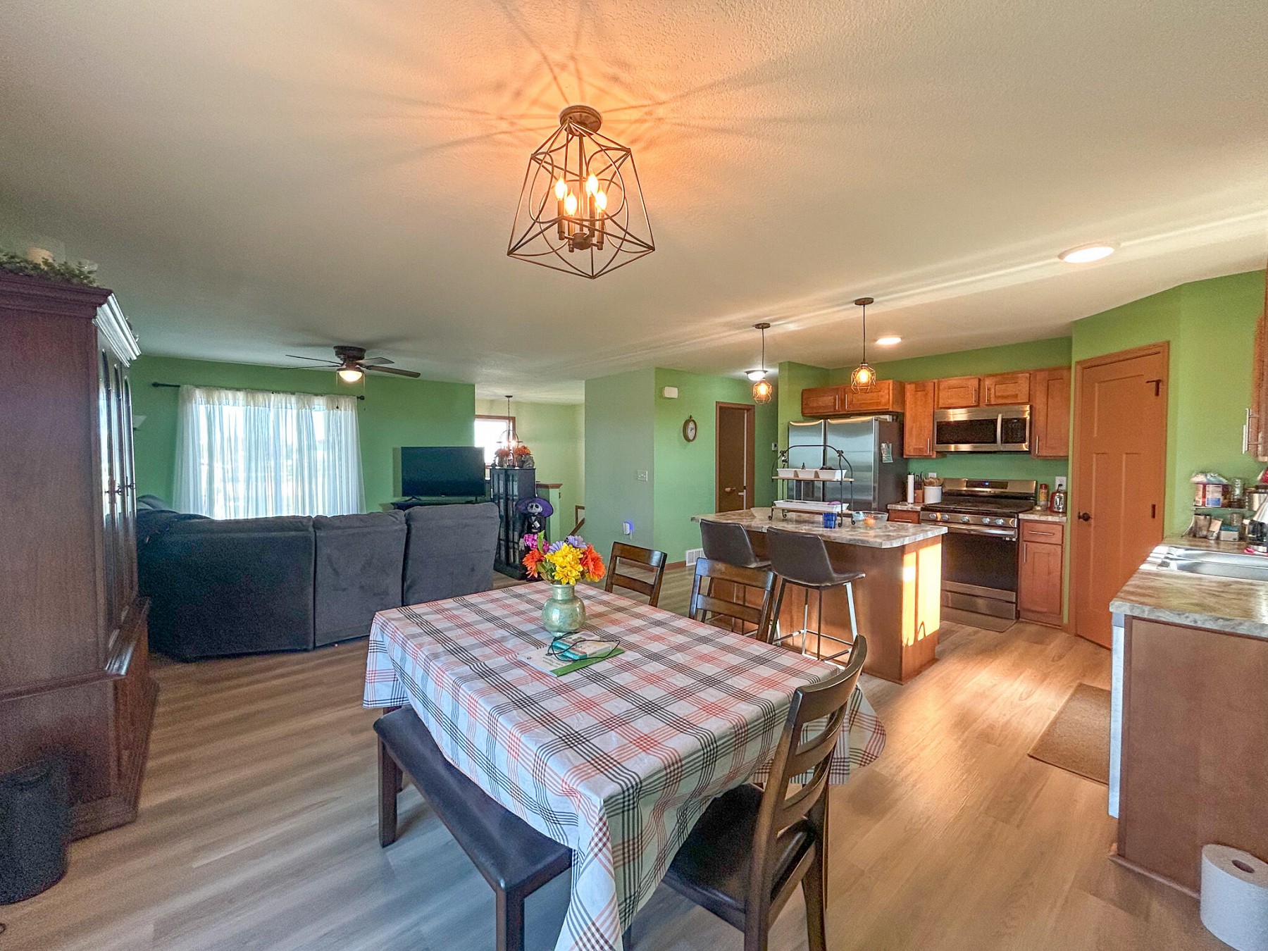 1529 Steamboat Trail, Brookings, SD 57006