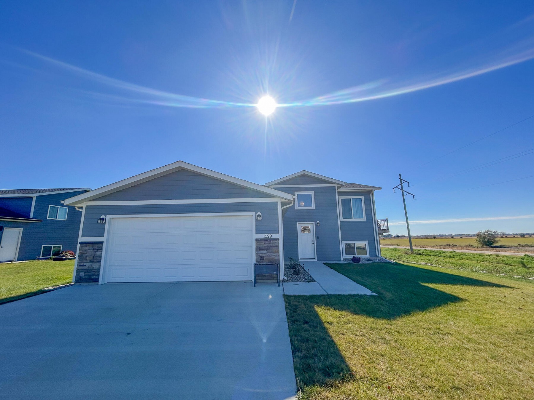 1529 Steamboat Trail, Brookings, SD 57006