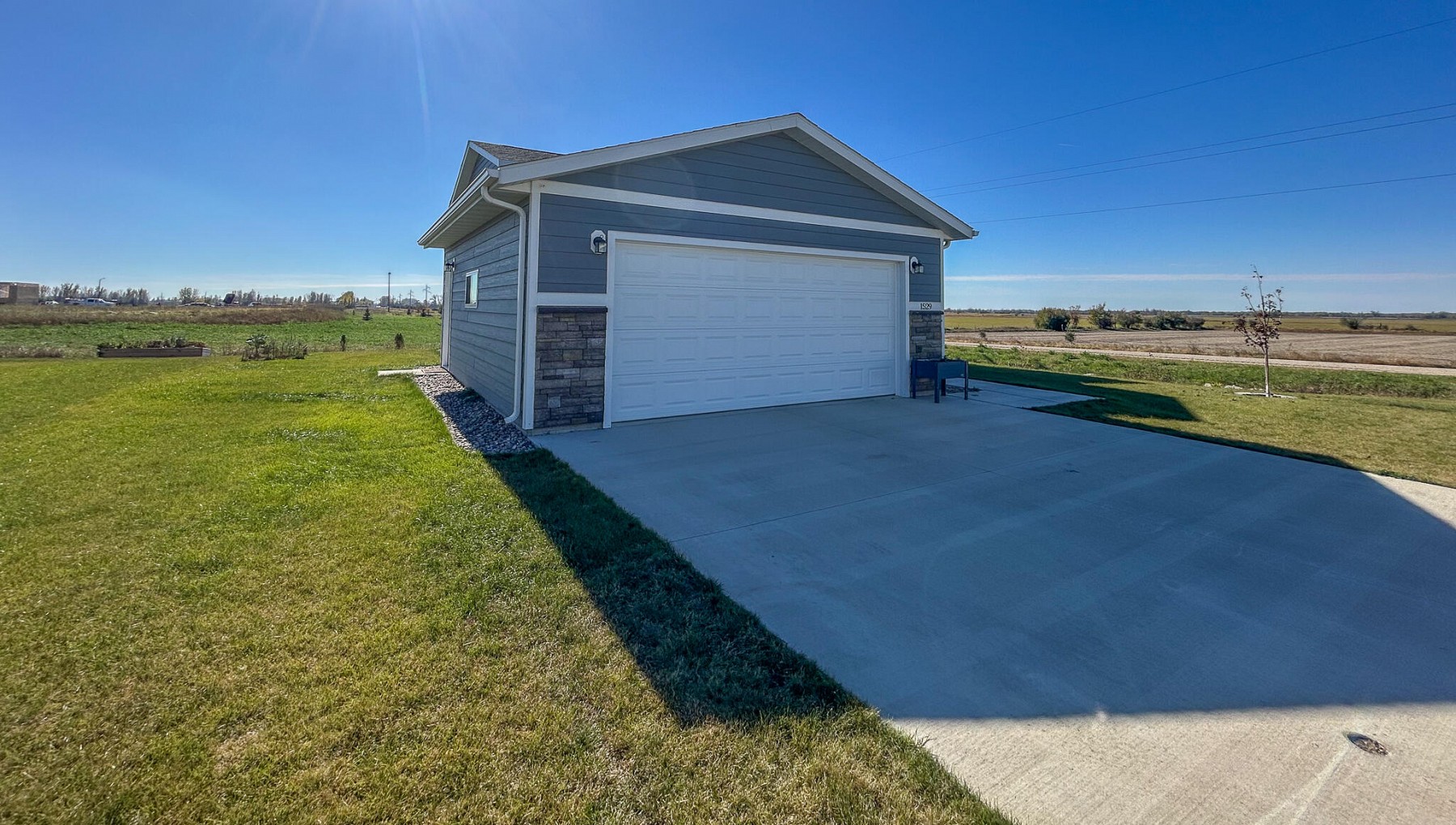 1529 Steamboat Trail, Brookings, SD 57006