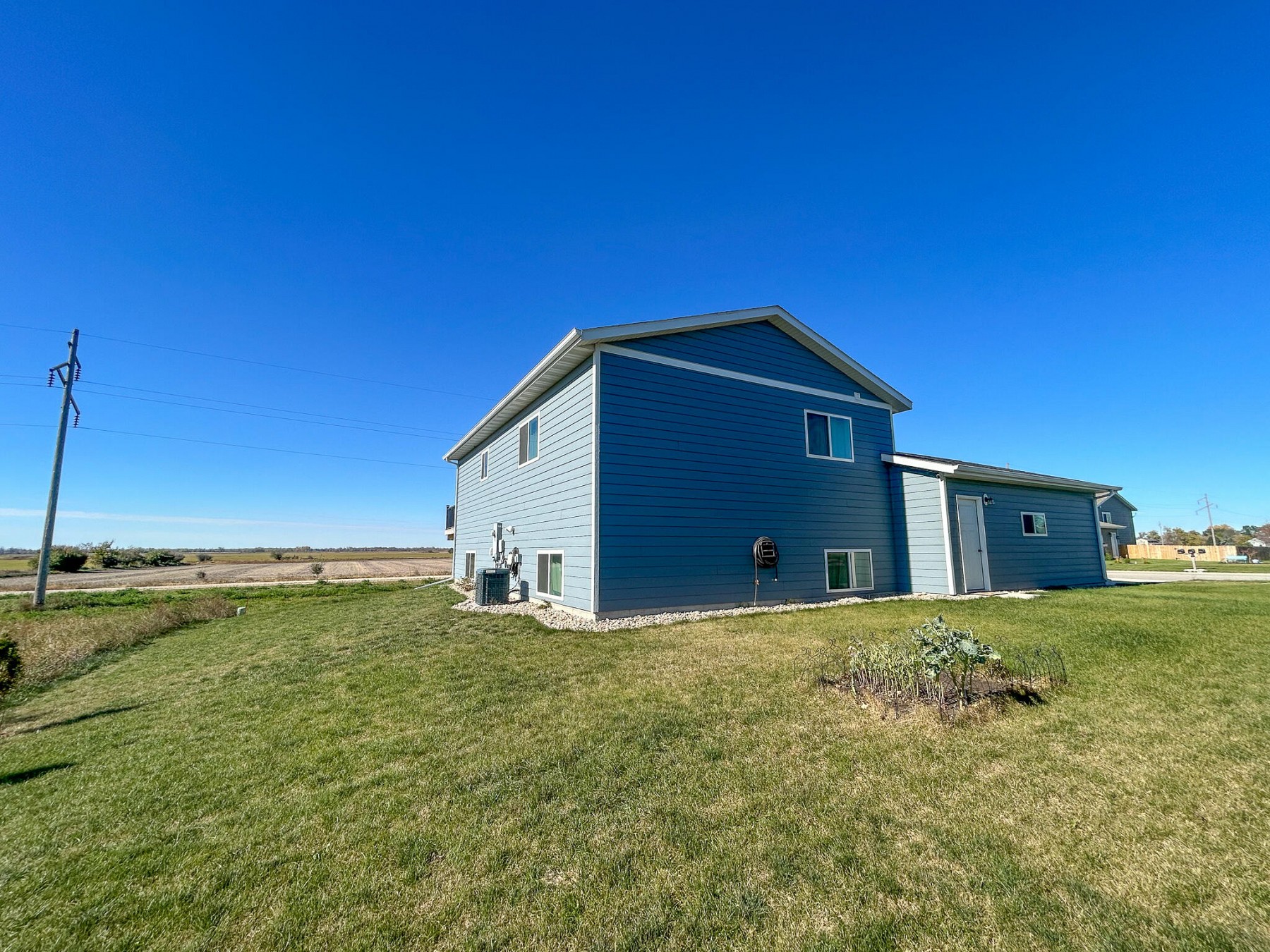 1529 Steamboat Trail, Brookings, SD 57006