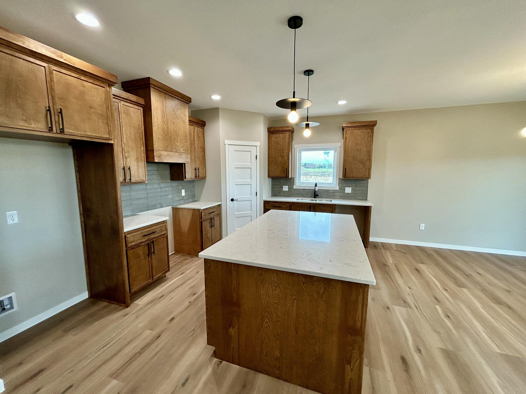 2321 Sweetgrass Drive, Brookings, SD 57006