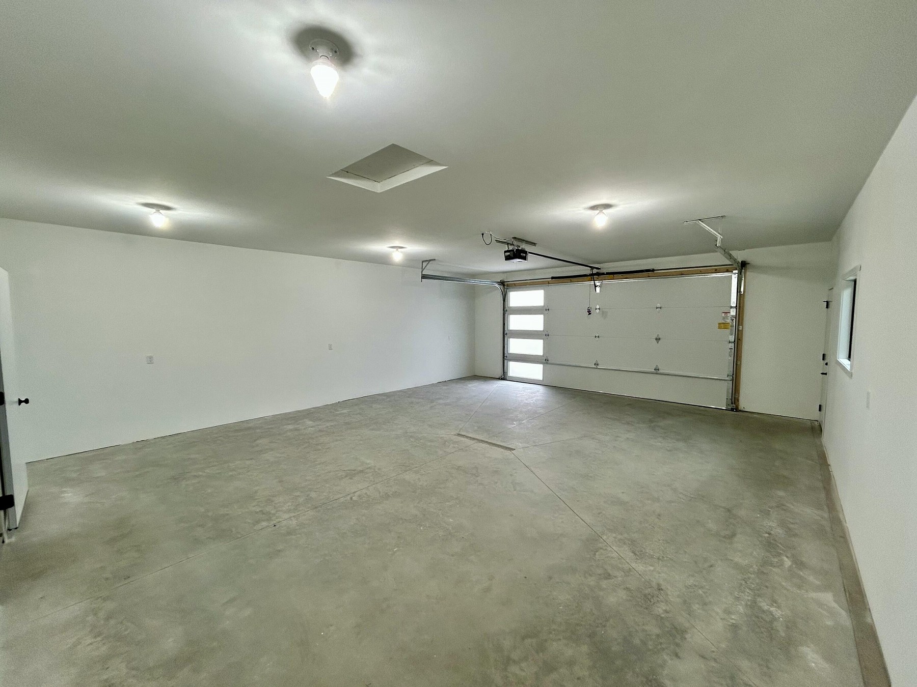 2321 Sweetgrass Drive, Brookings, SD 57006