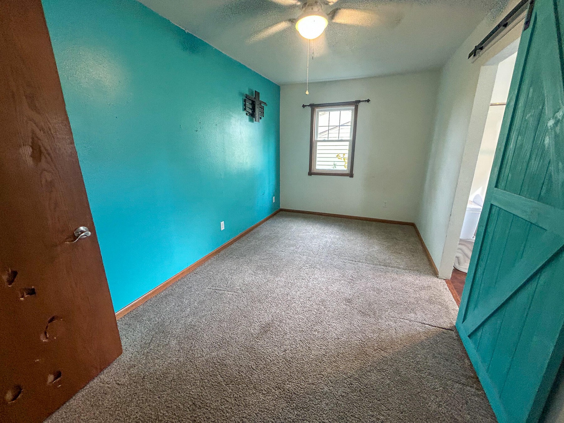 722 Kasan Avenue, Volga, SD 57071