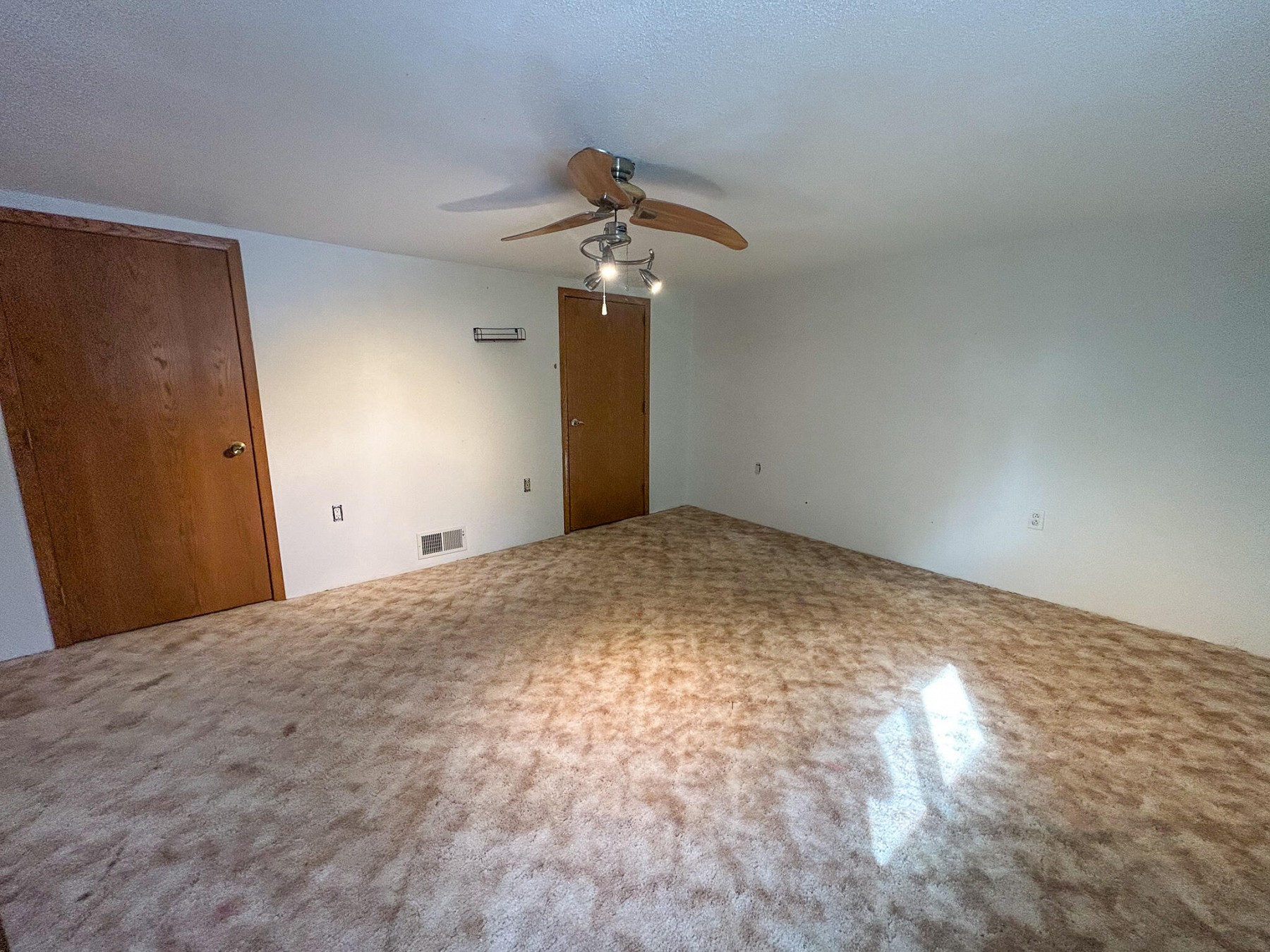 722 Kasan Avenue, Volga, SD 57071