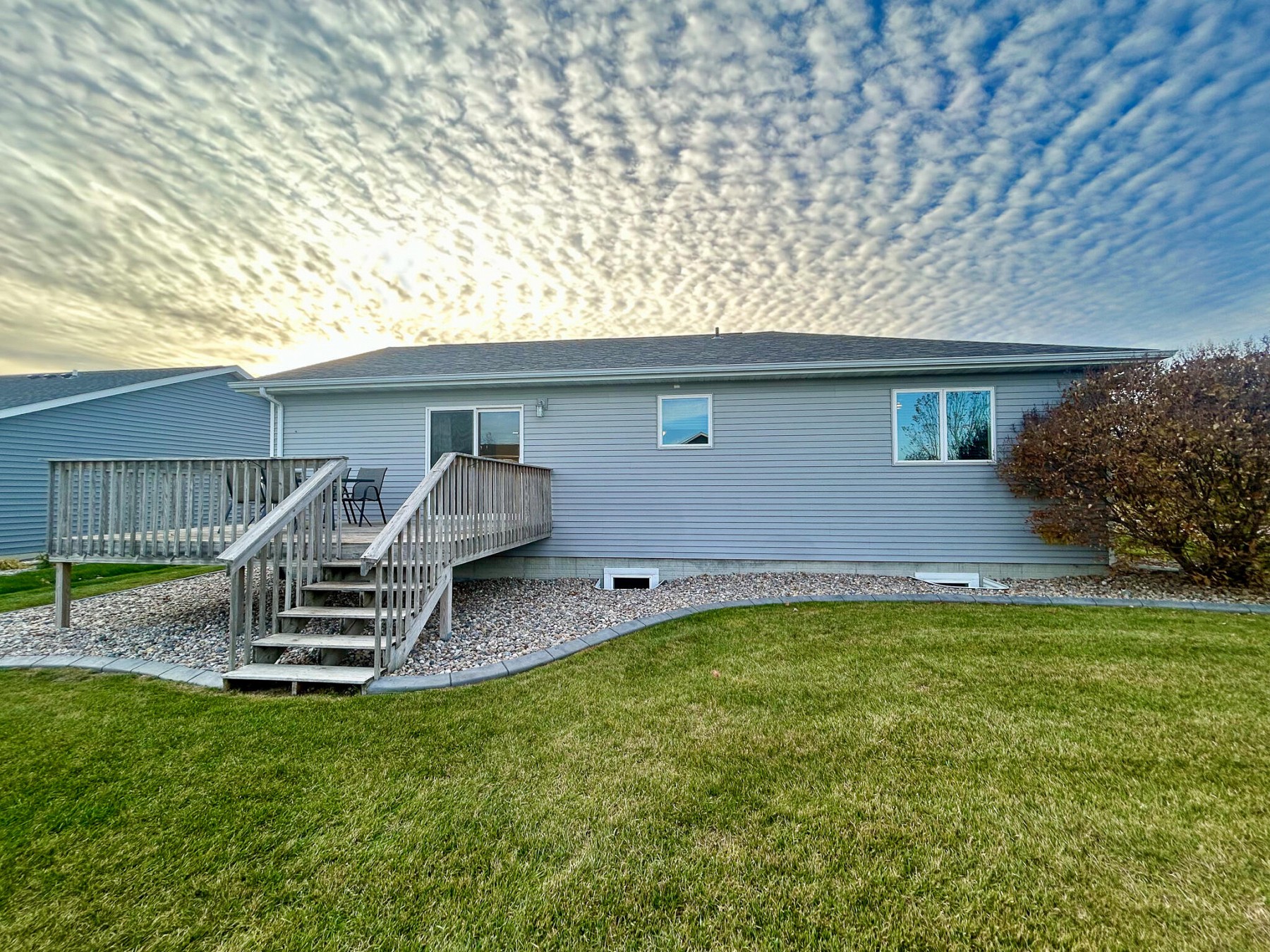 901 Deer Lane, Brookings, SD 57006