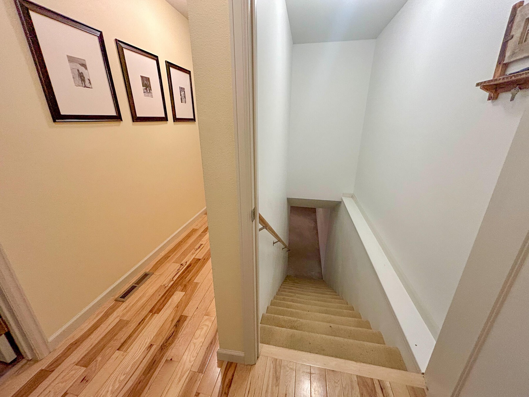 901 Deer Lane, Brookings, SD 57006