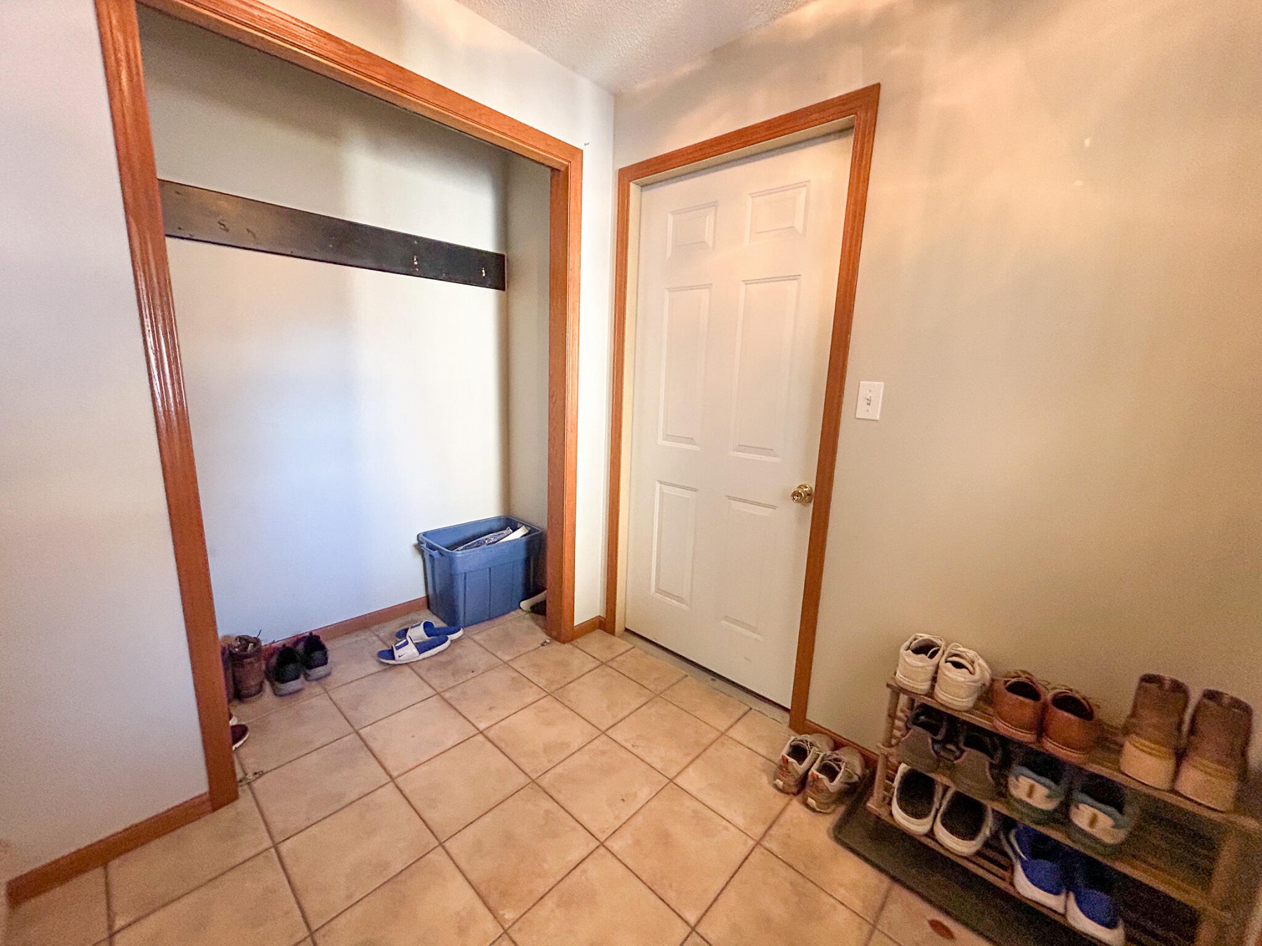 1907 Council Ridge Road, Brookings, SD 57006