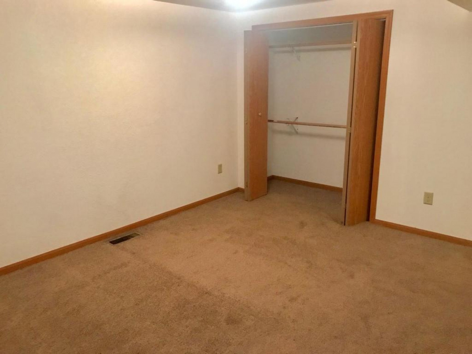 404 Nicki Street, Elkton, SD 57026