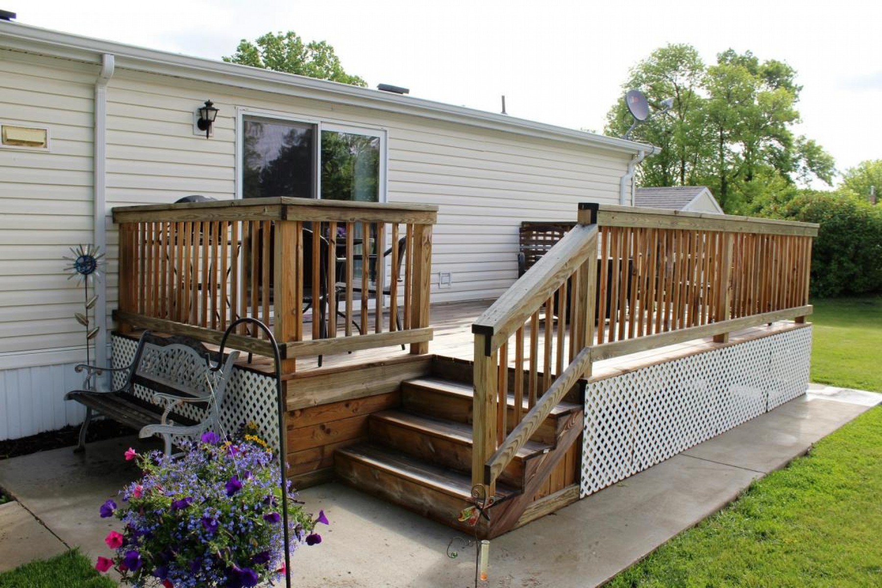 315 SAMARA Avenue, Volga, SD 57071