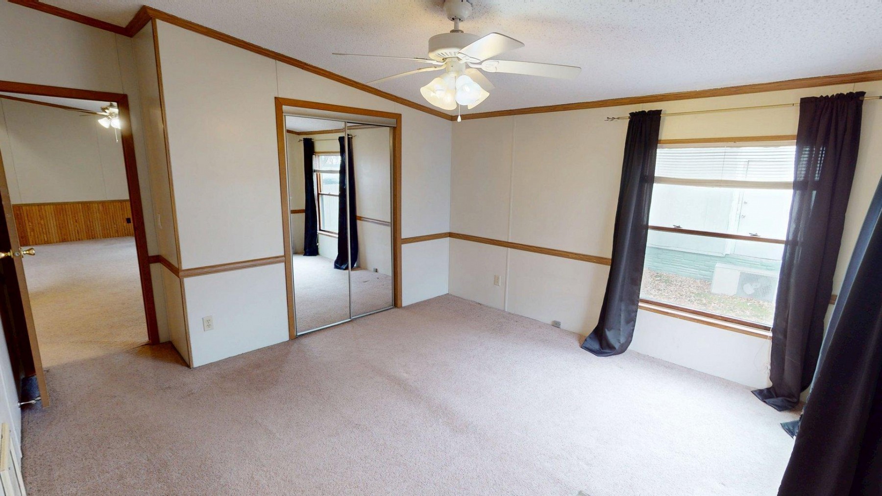 410 Medary Avenue S, Brookings, SD 57006