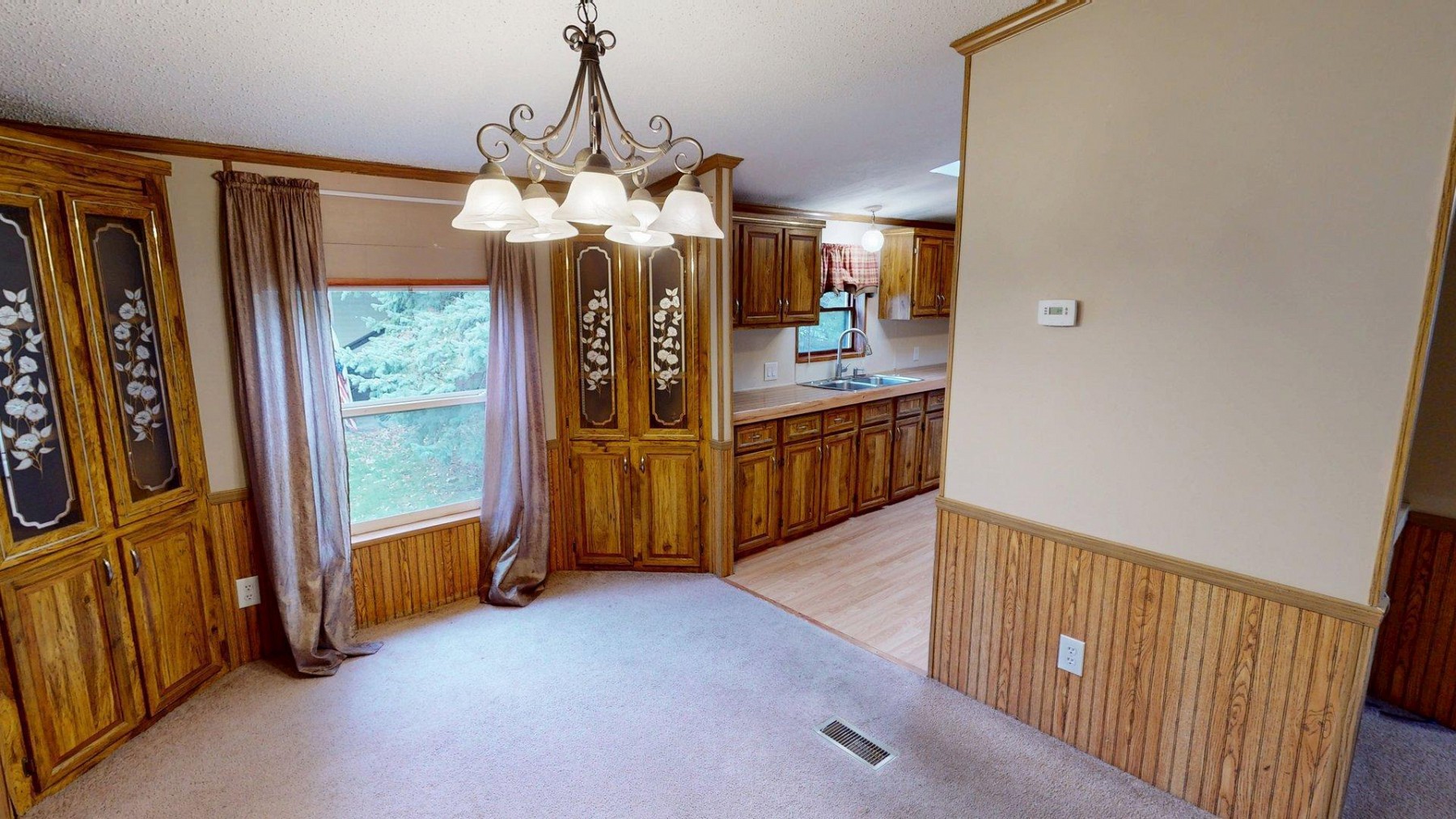 410 Medary Avenue S, Brookings, SD 57006