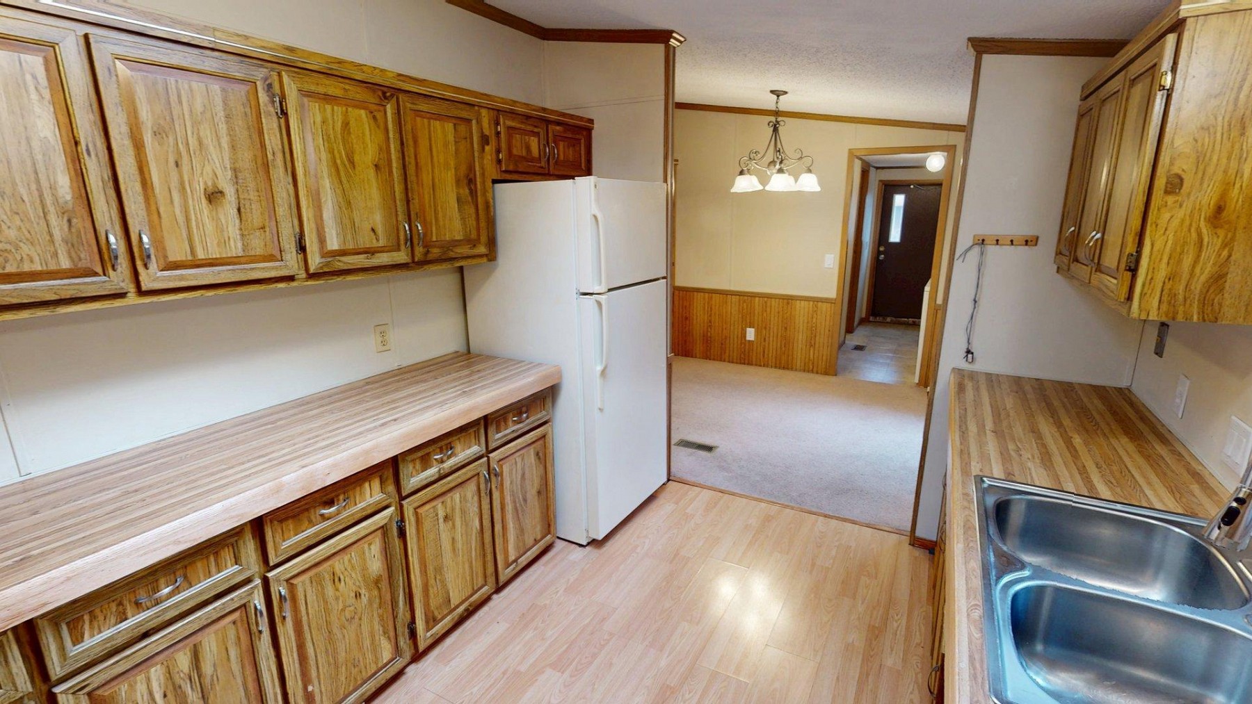 410 Medary Avenue S, Brookings, SD 57006