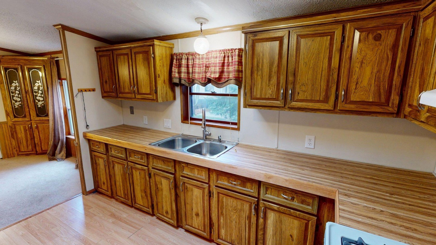 410 Medary Avenue S, Brookings, SD 57006