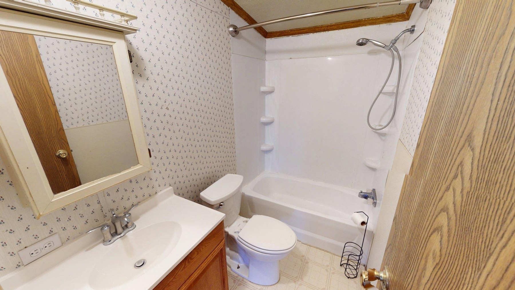 410 Medary Avenue S, Brookings, SD 57006