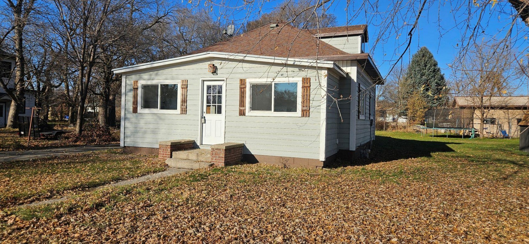 405 Catlett Avenue E, Estelline, SD 57234