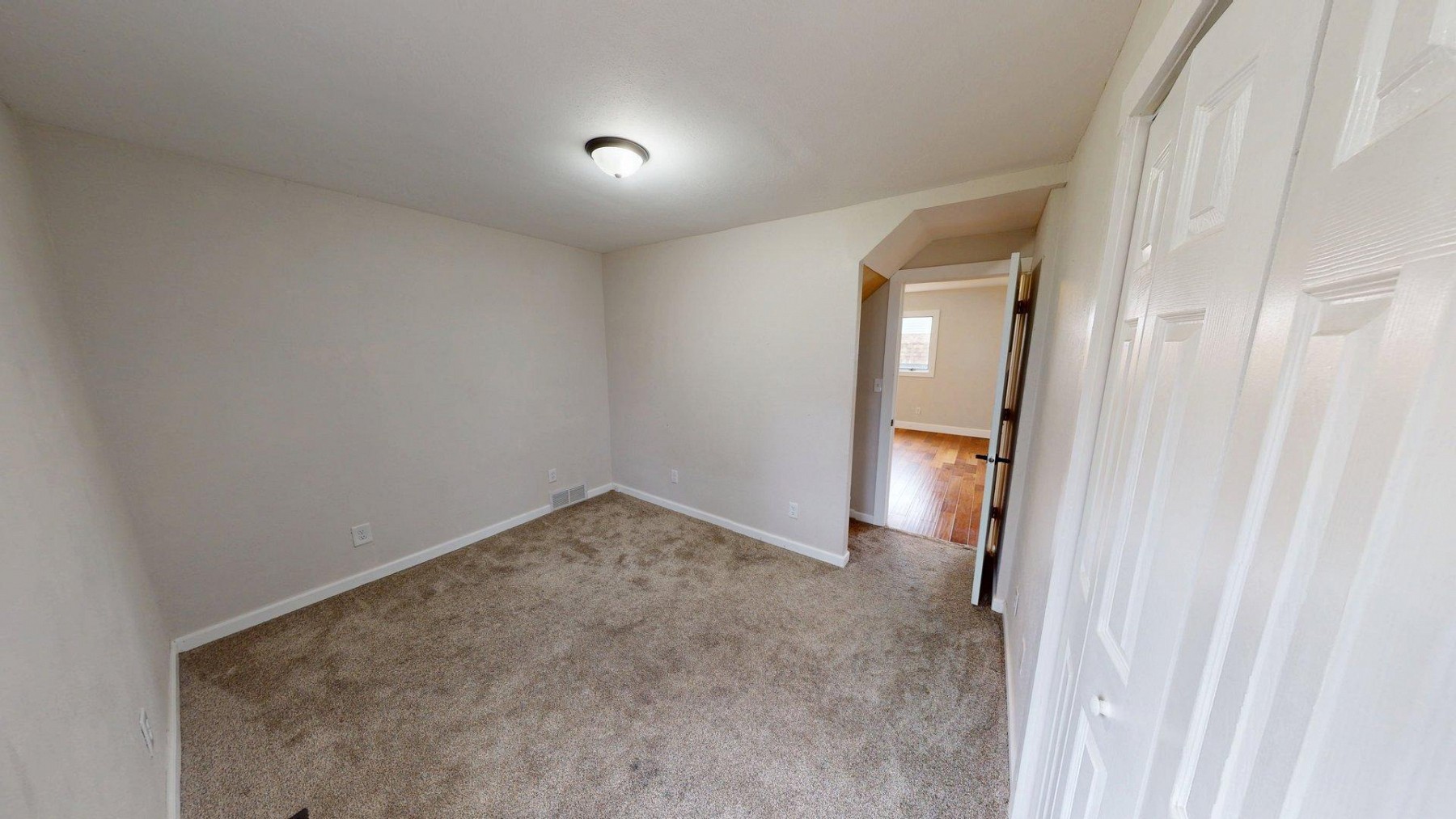 405 Catlett Avenue E, Estelline, SD 57234