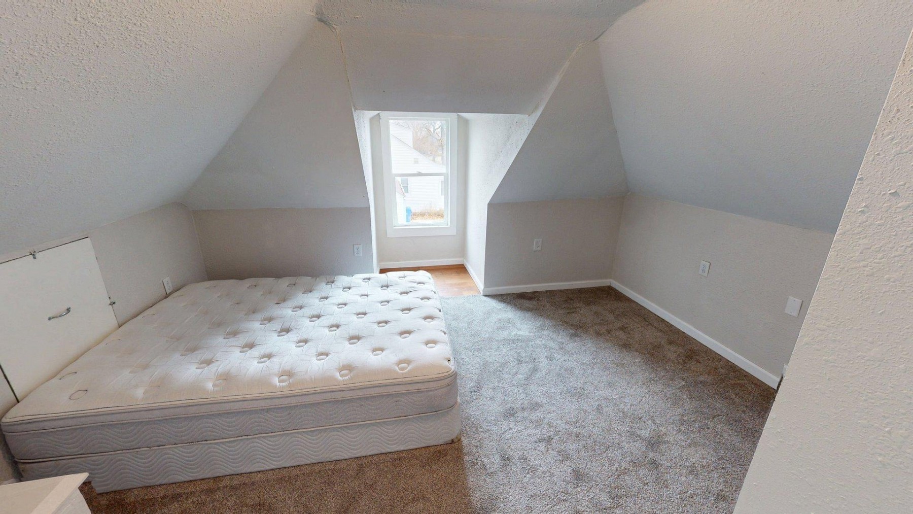 405 Catlett Avenue E, Estelline, SD 57234