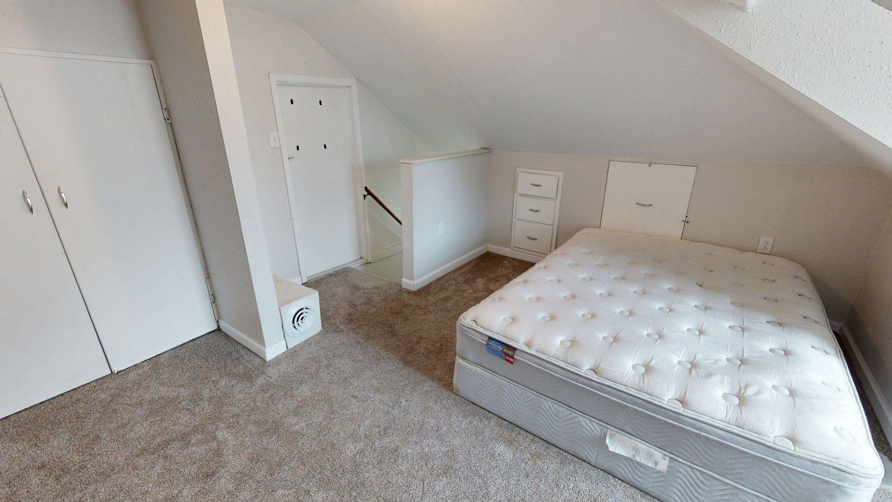 405 Catlett Avenue E, Estelline, SD 57234