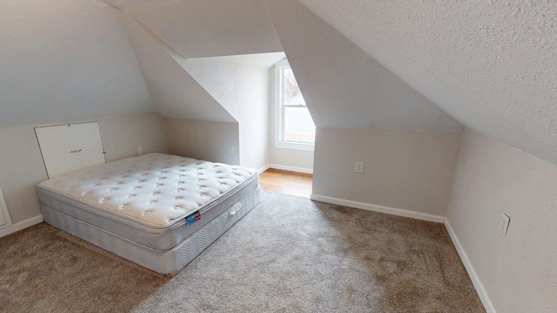 405 Catlett Avenue E, Estelline, SD 57234